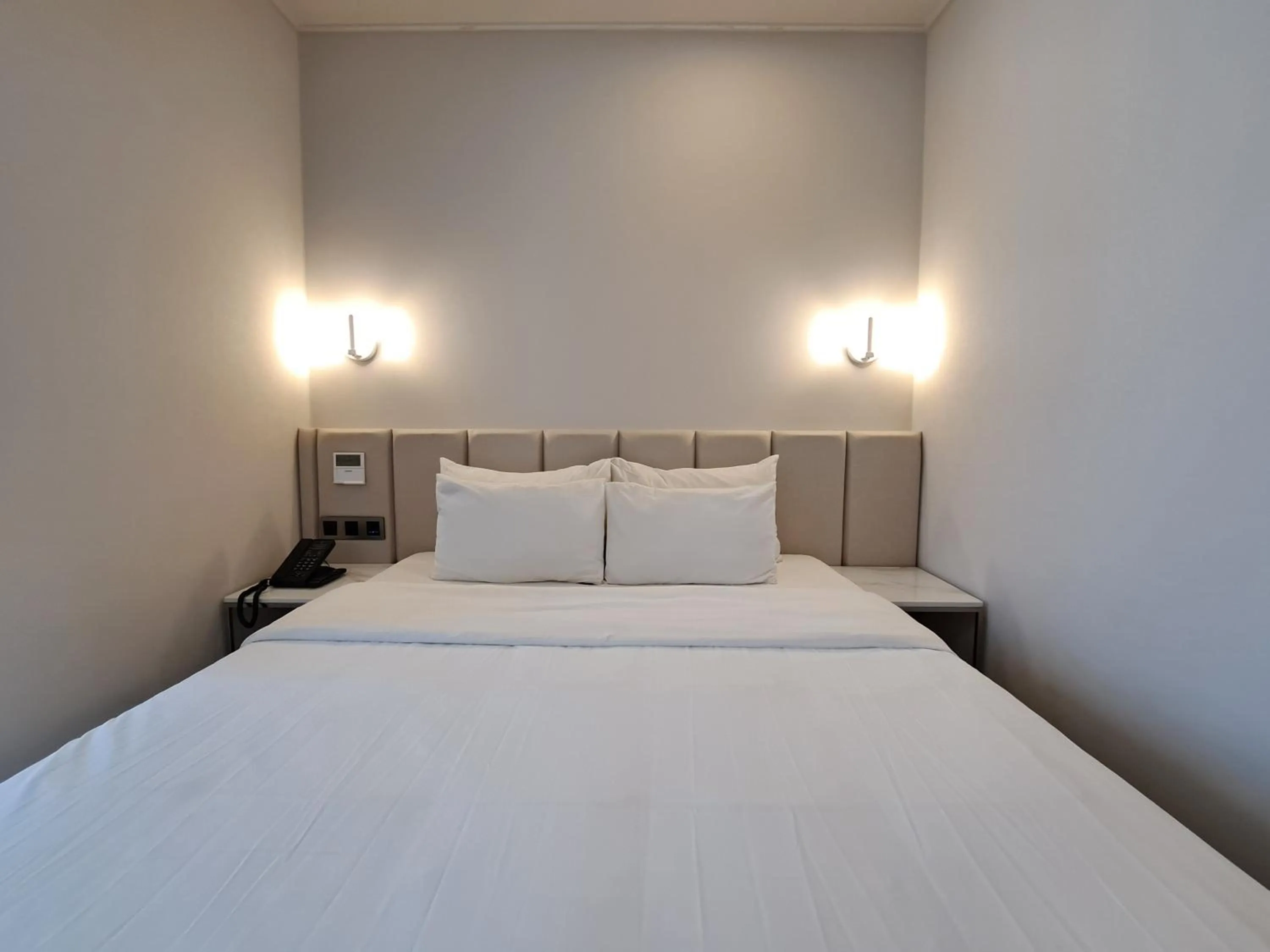 Deluxe Half Ocean  in Ocean The Point Hotel Busan