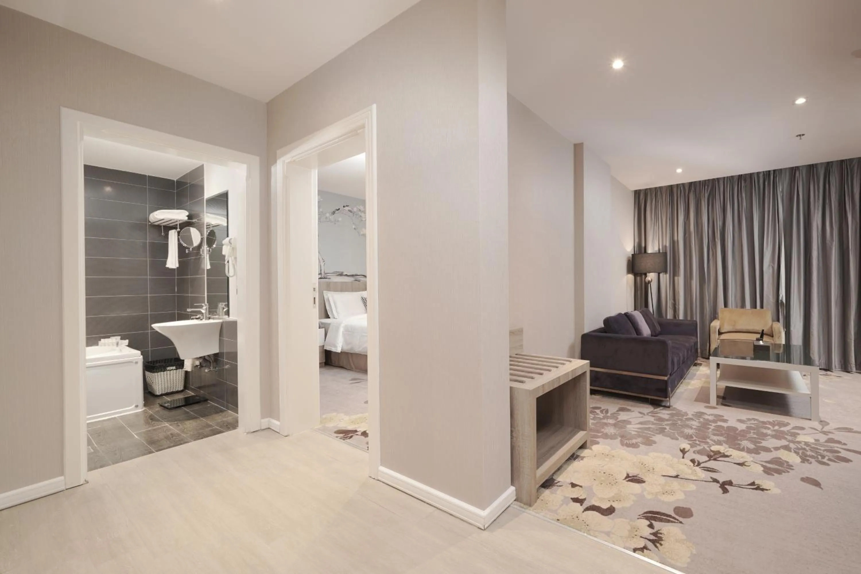 Junior Suite in Swiss In Park Tabuk