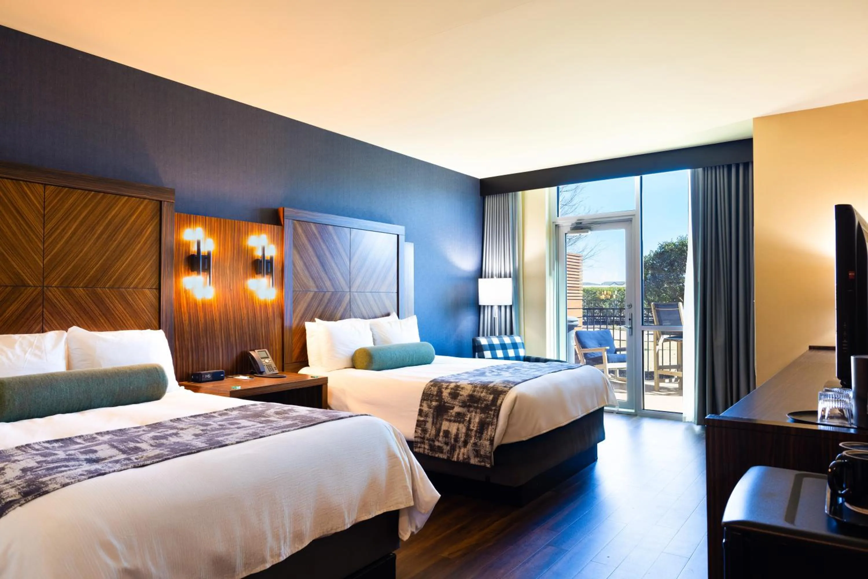 Double Room with Patio in Apache Casino Hotel