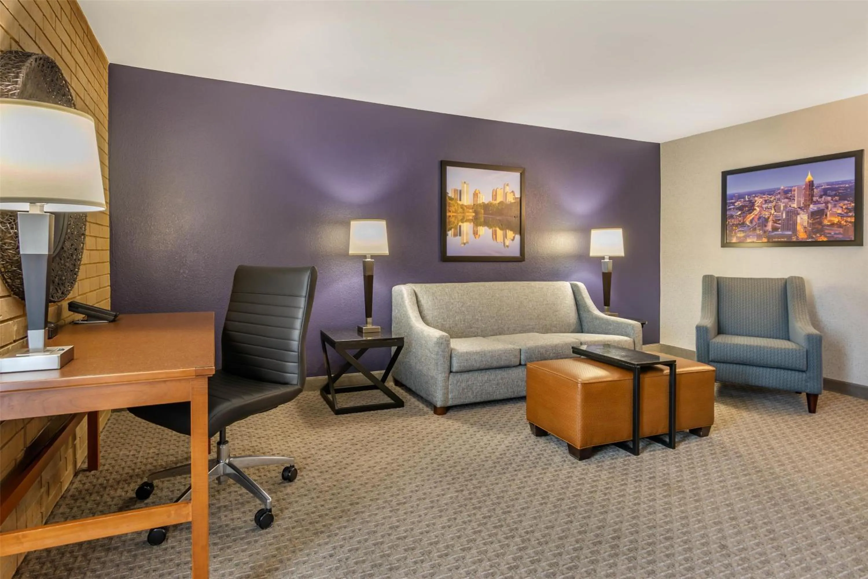 Superior King Suite in Drury Inn & Suites Atlanta Morrow