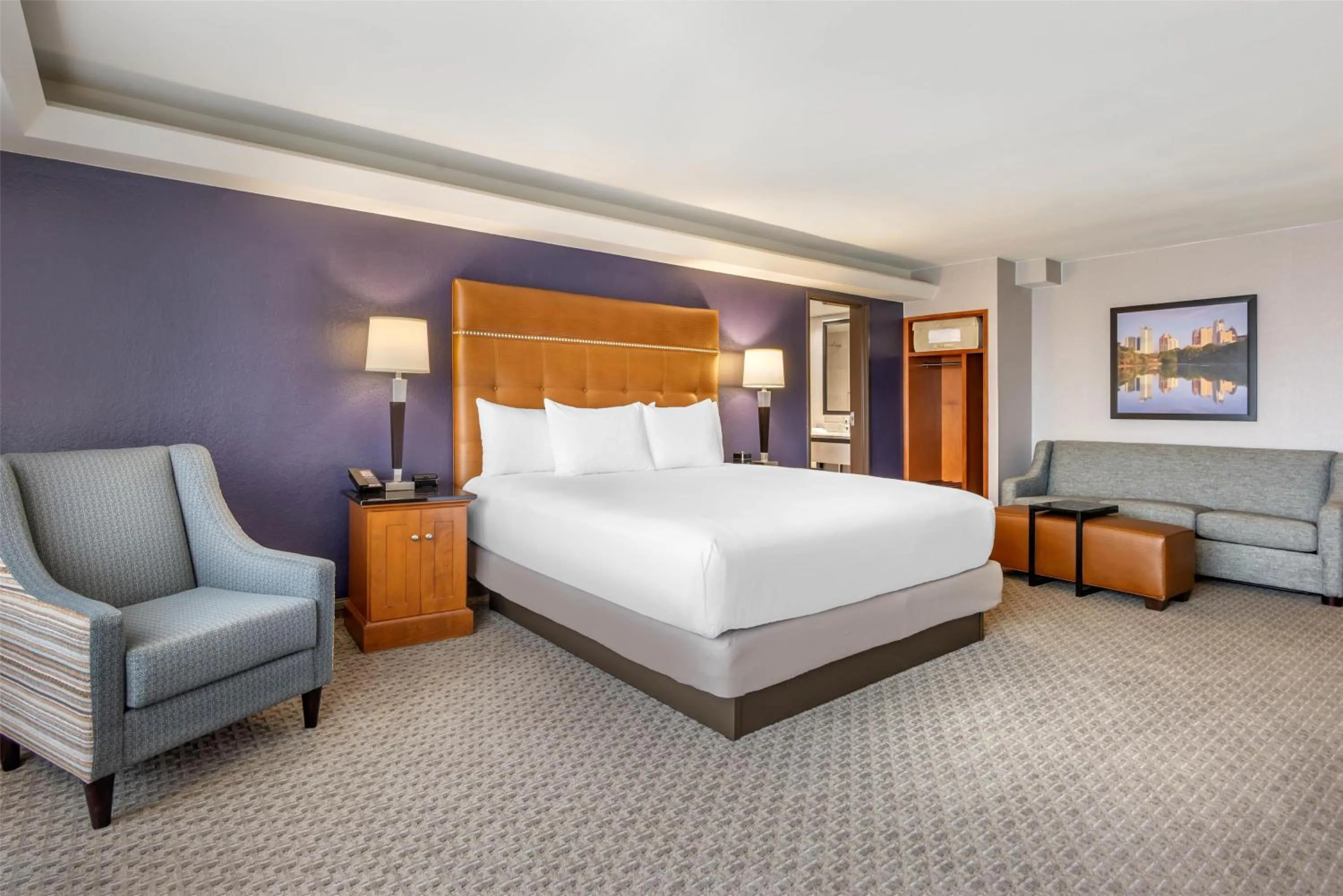 Deluxe King Room with Sofa Bed - Accessible, Tub in Drury Inn & Suites Atlanta Morrow