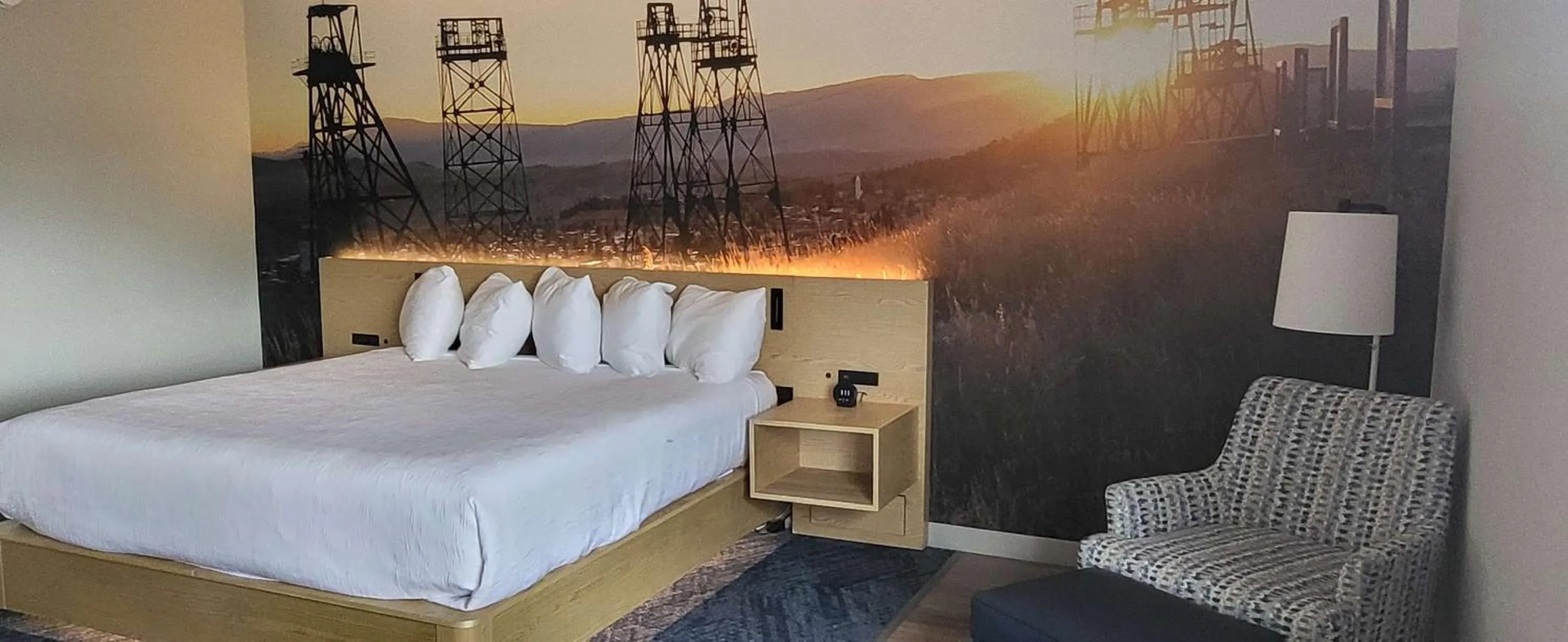 King Suite in Best Western Plus Butte Plaza Inn