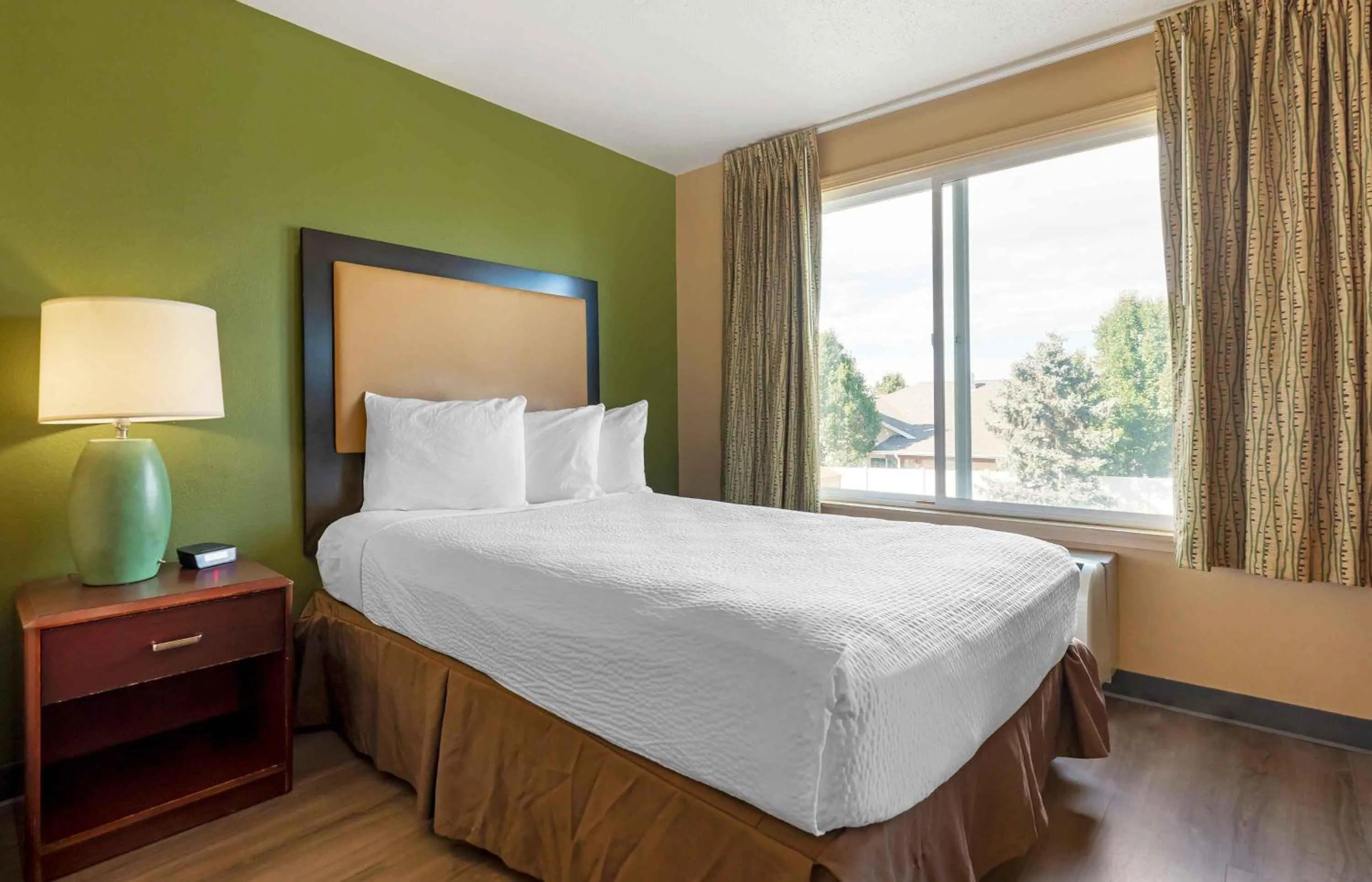 Deluxe Double Studio - Disabilty Access/Non-Smoking in Extended Stay America Suites - Denver - Aurora North