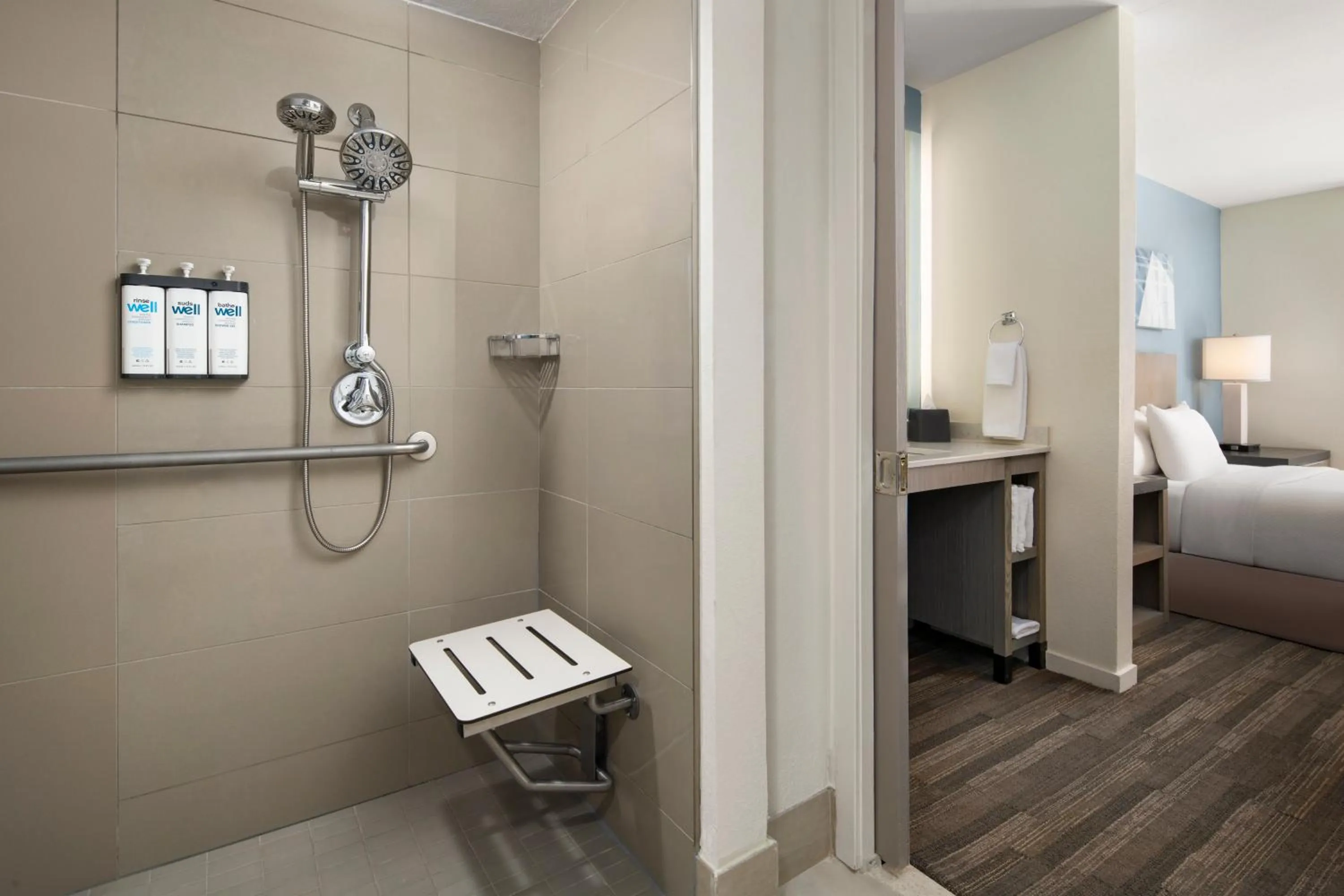 One-Bedroom Queen Suite - Disability Access in Hyatt House Boston Waltham