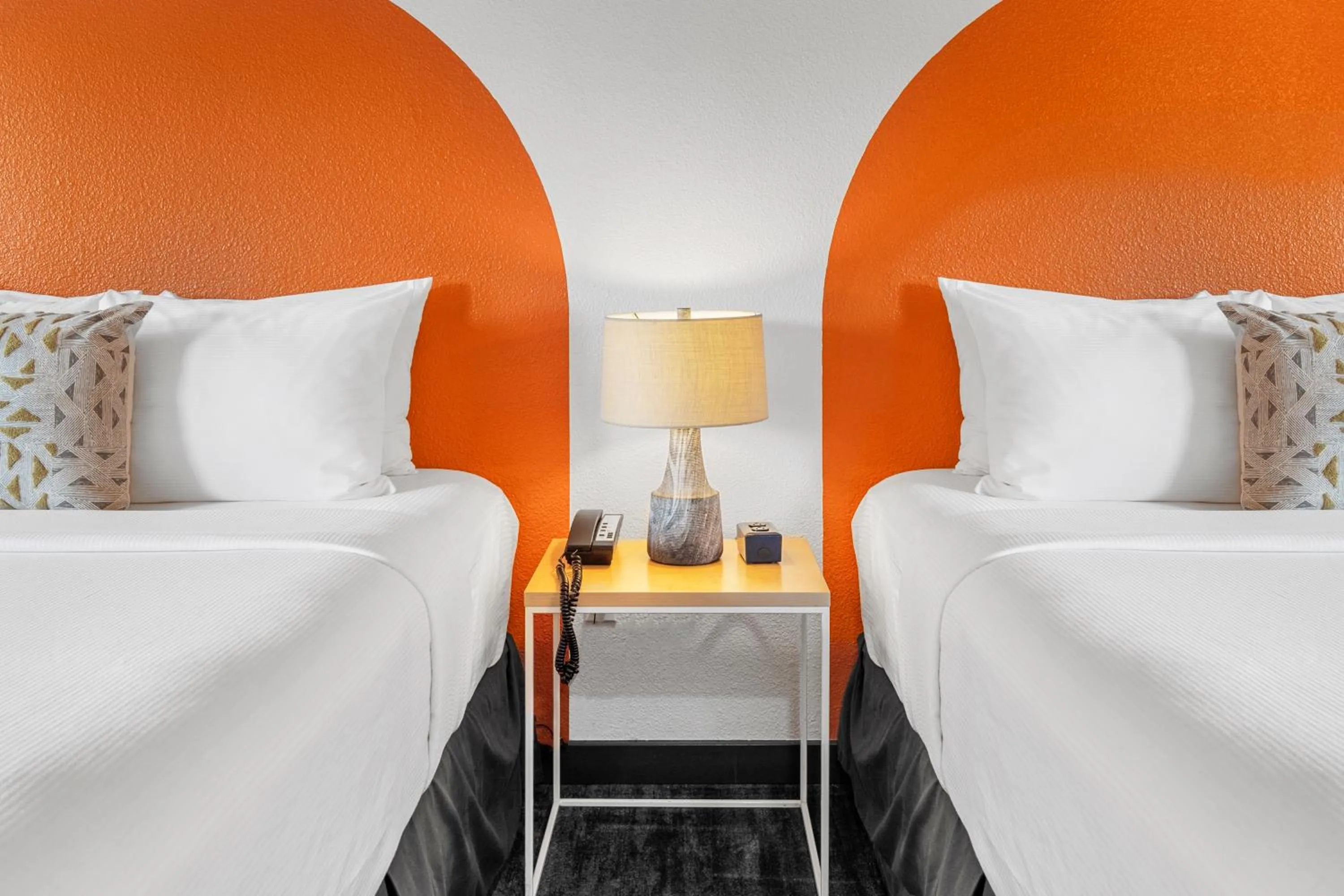 Family Suite in The Sandman Santa Rosa Sonoma, an Ascend Collection Hotel