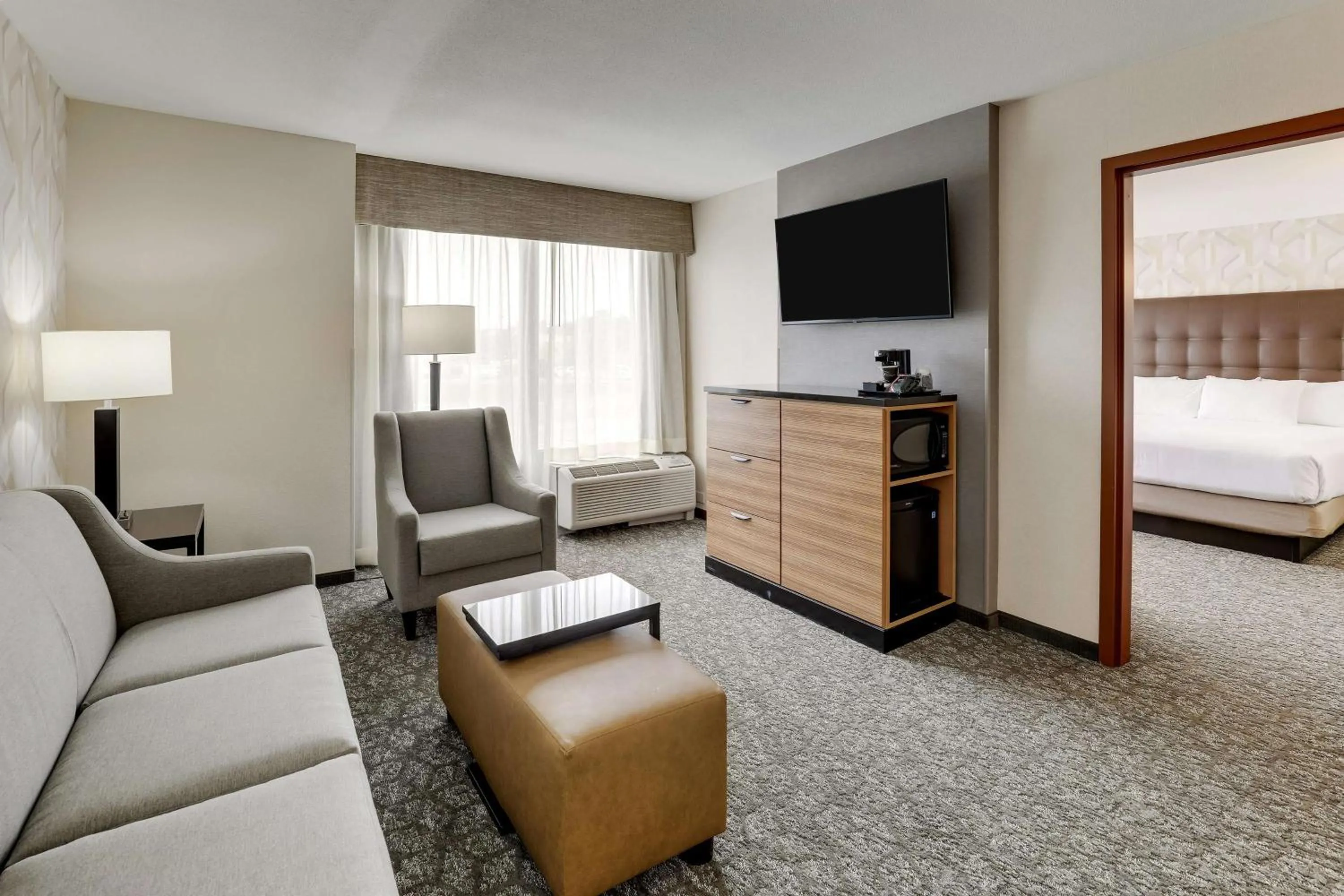 King Suite in Drury Inn & Suites Birmingham Lakeshore Drive
