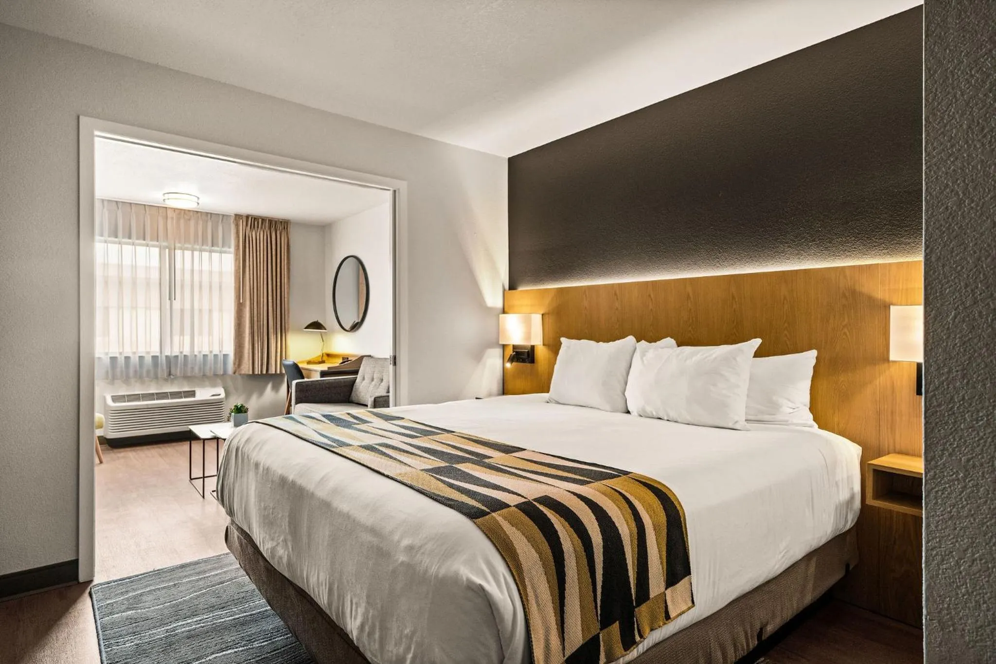 Executive King Suite Sleeper Sofa in Oxford Suites Redding