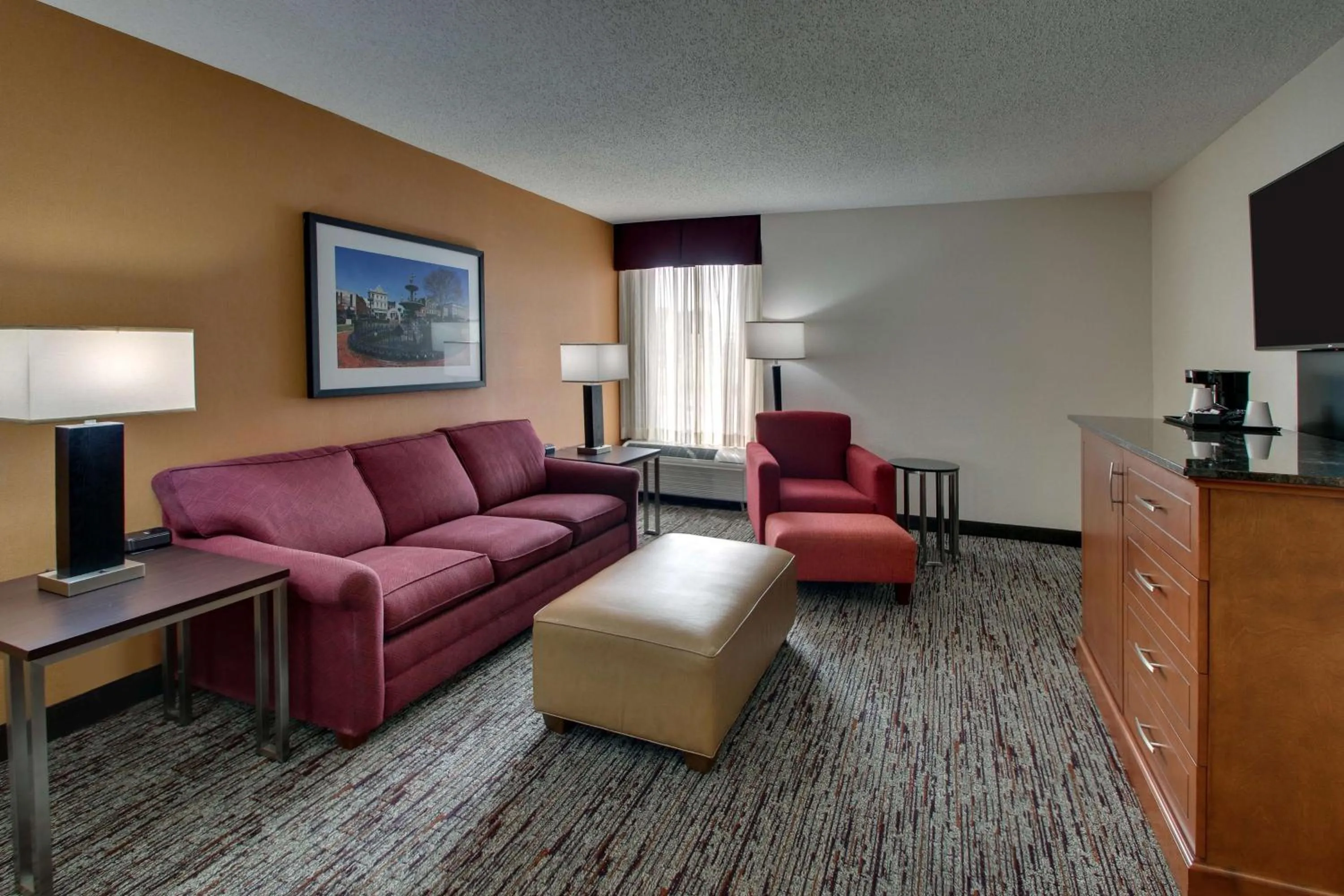 King Suite with Sofa Bed in Drury Inn & Suites Bowling Green
