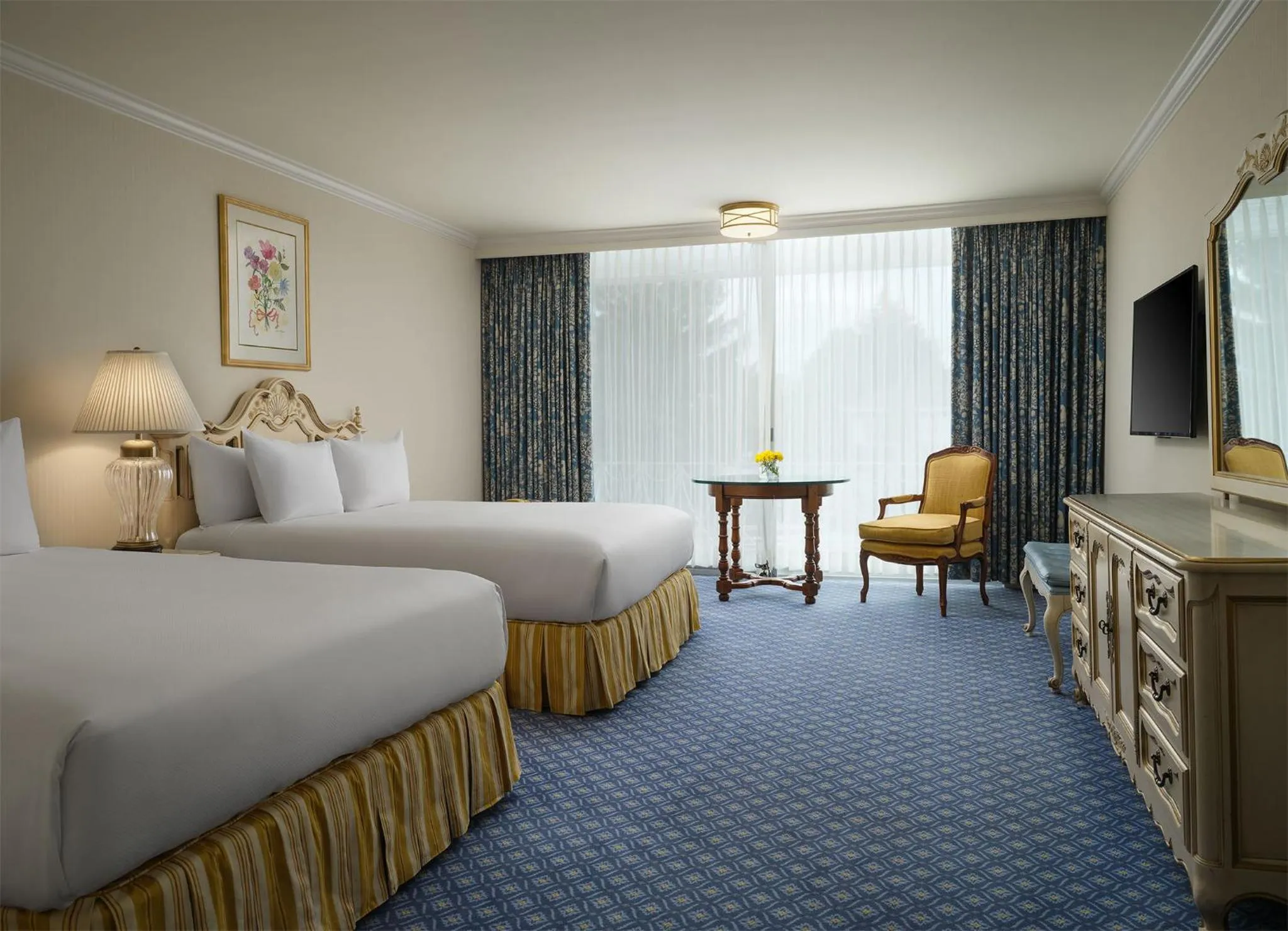 Deluxe Two Queens in Little America Hotel - Wyoming