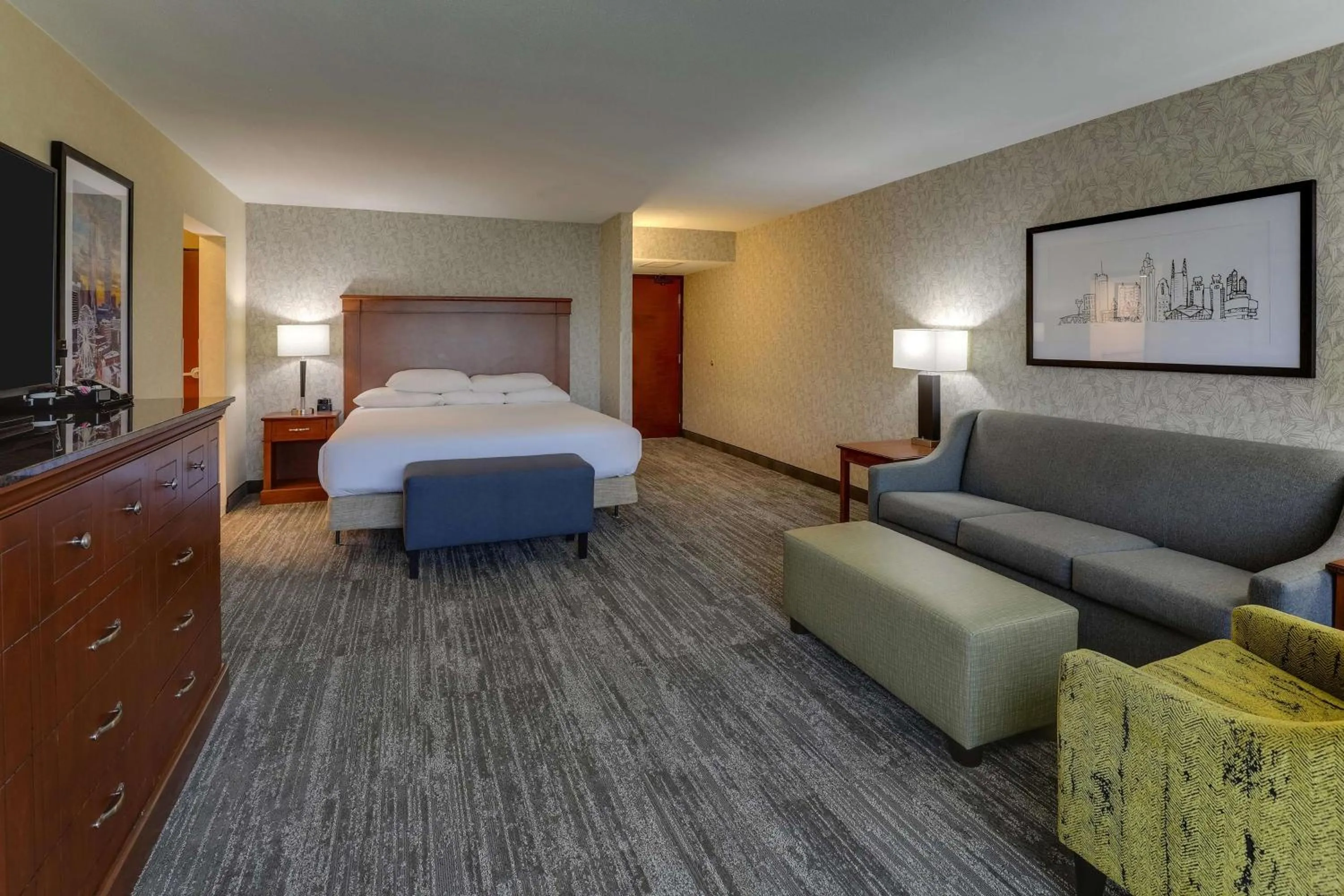 Superior King Room with Sofa Bed in Drury Inn & Suites Atlanta Marietta