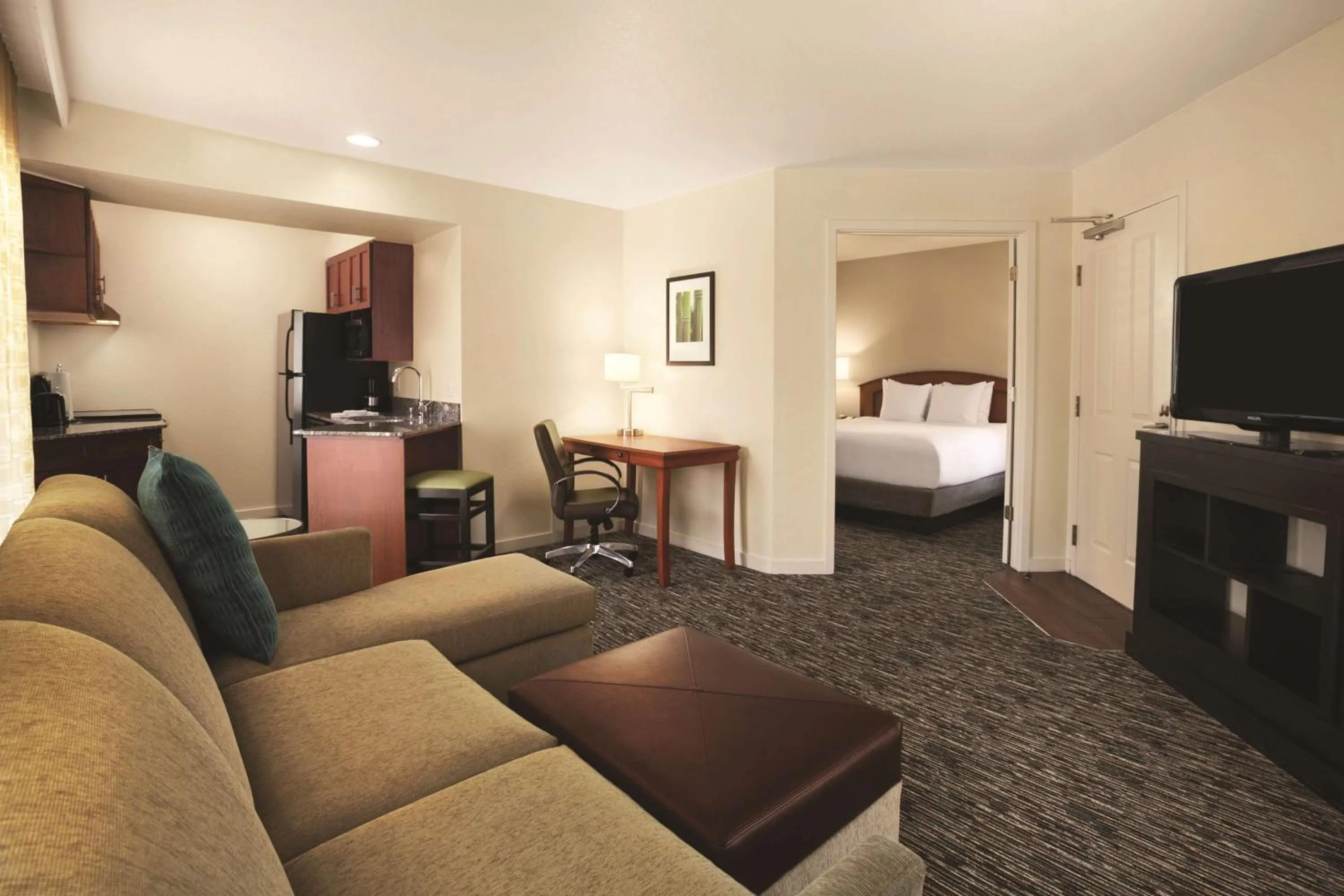 One-Bedroom King Suite in Hyatt House Pleasanton