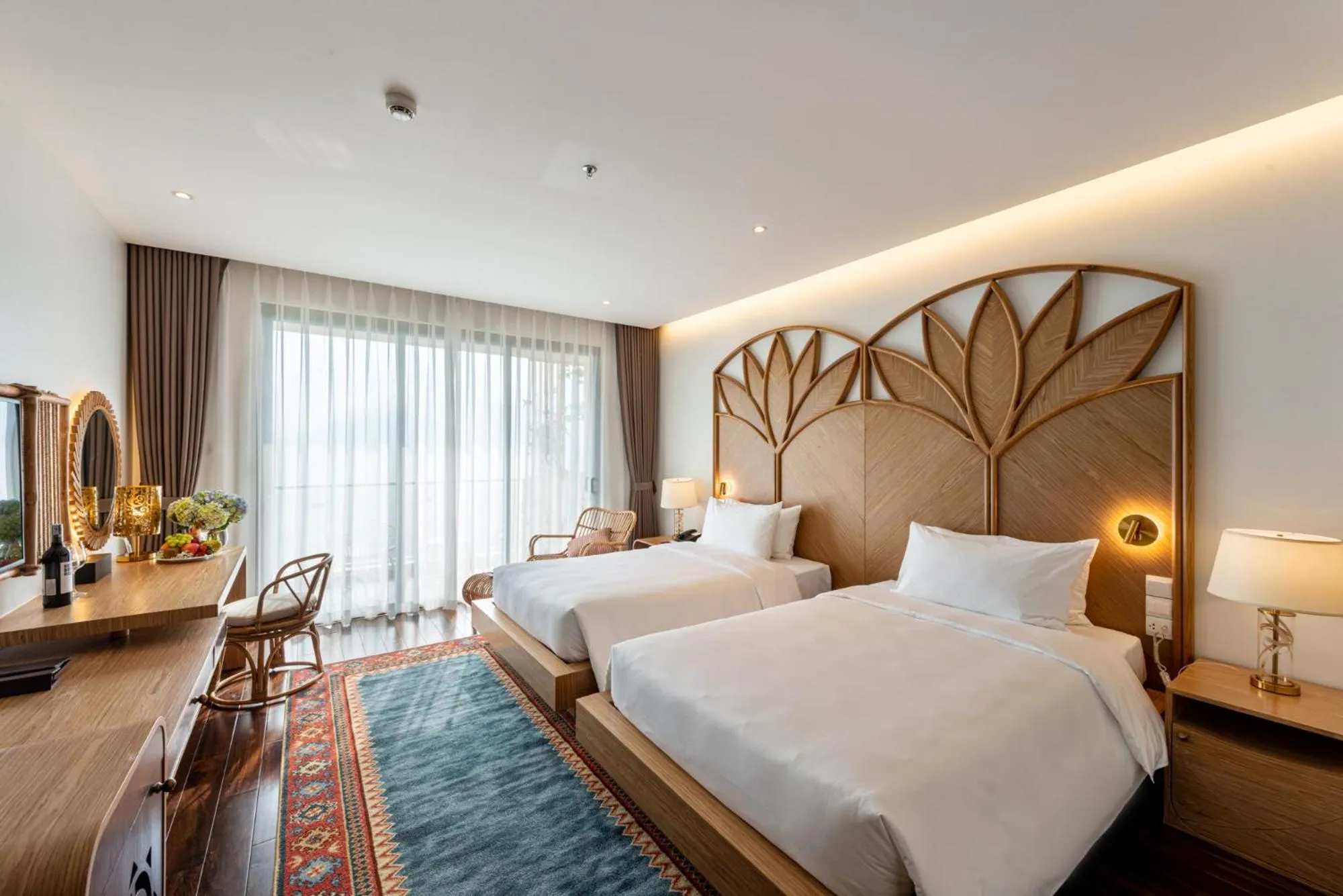 Superior Twin Room with City View in KK Sapa Hotel