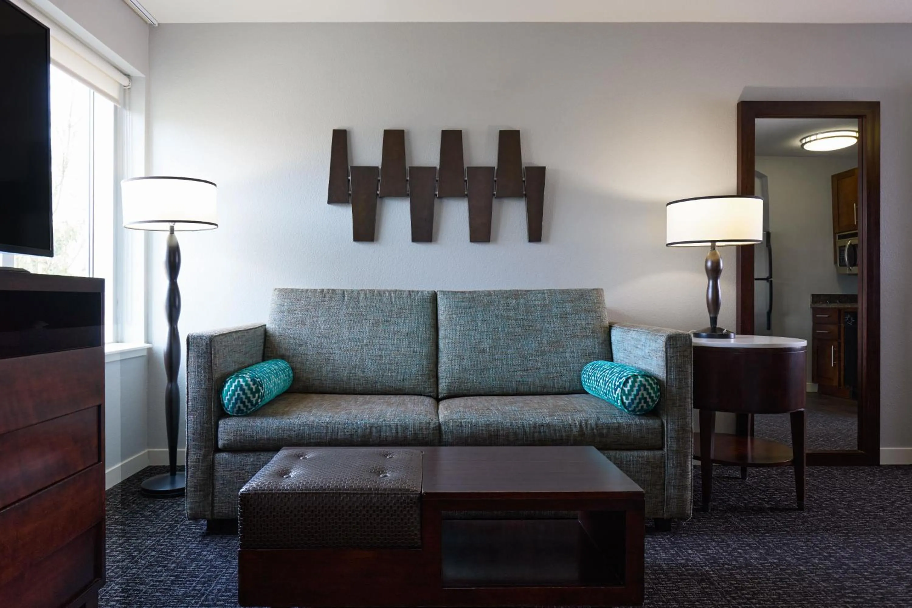 King Studio with Accessible Tub - Disability Access in Hyatt House Seattle/Redmond