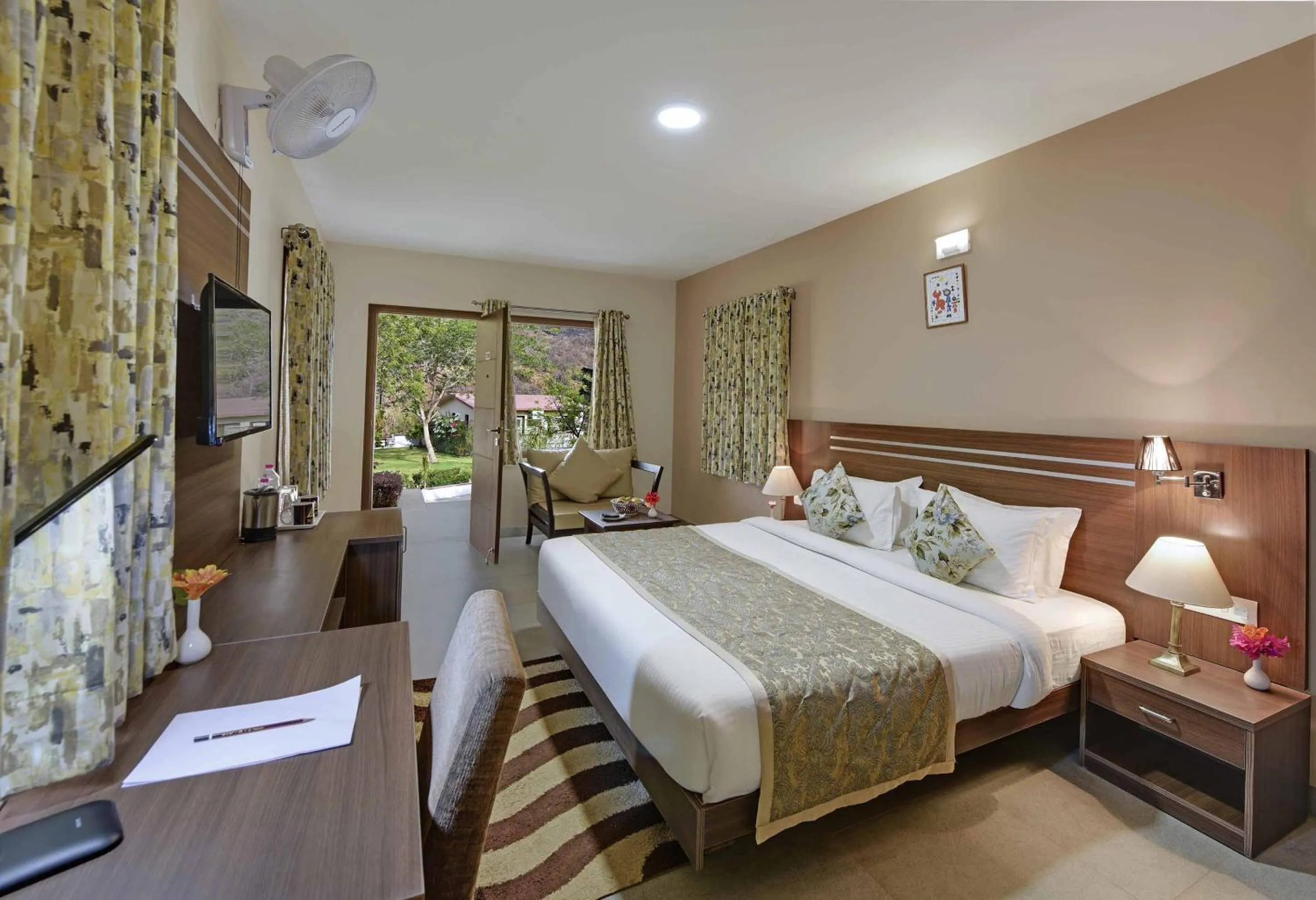 Superior Double Room in The Maharana Bagh by Trulyy