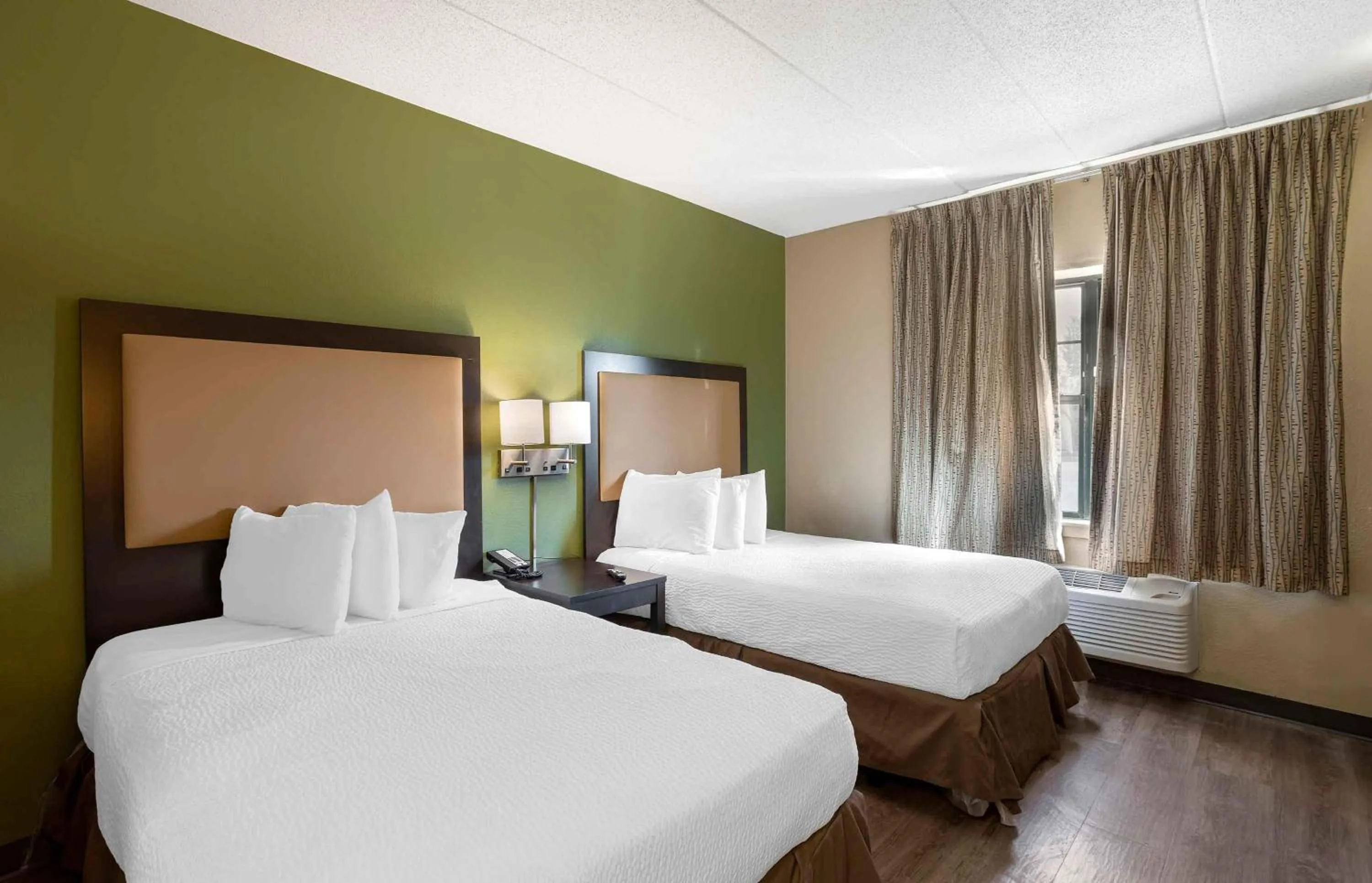 Studio with 2 Double Beds - Non-Smoking in Extended Stay America Suites - Philadelphia - Airport - Tinicum Blvd
