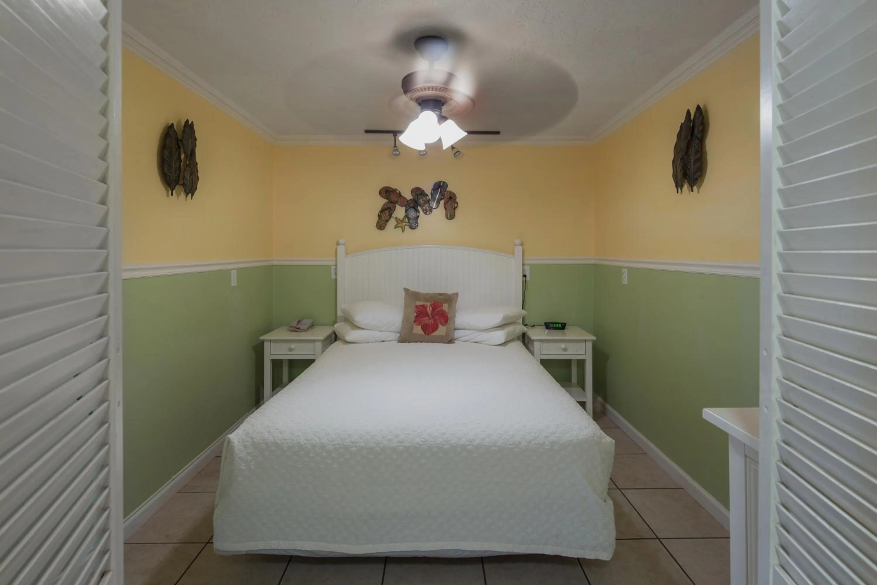 Ash Cottage in The Palms Hotel