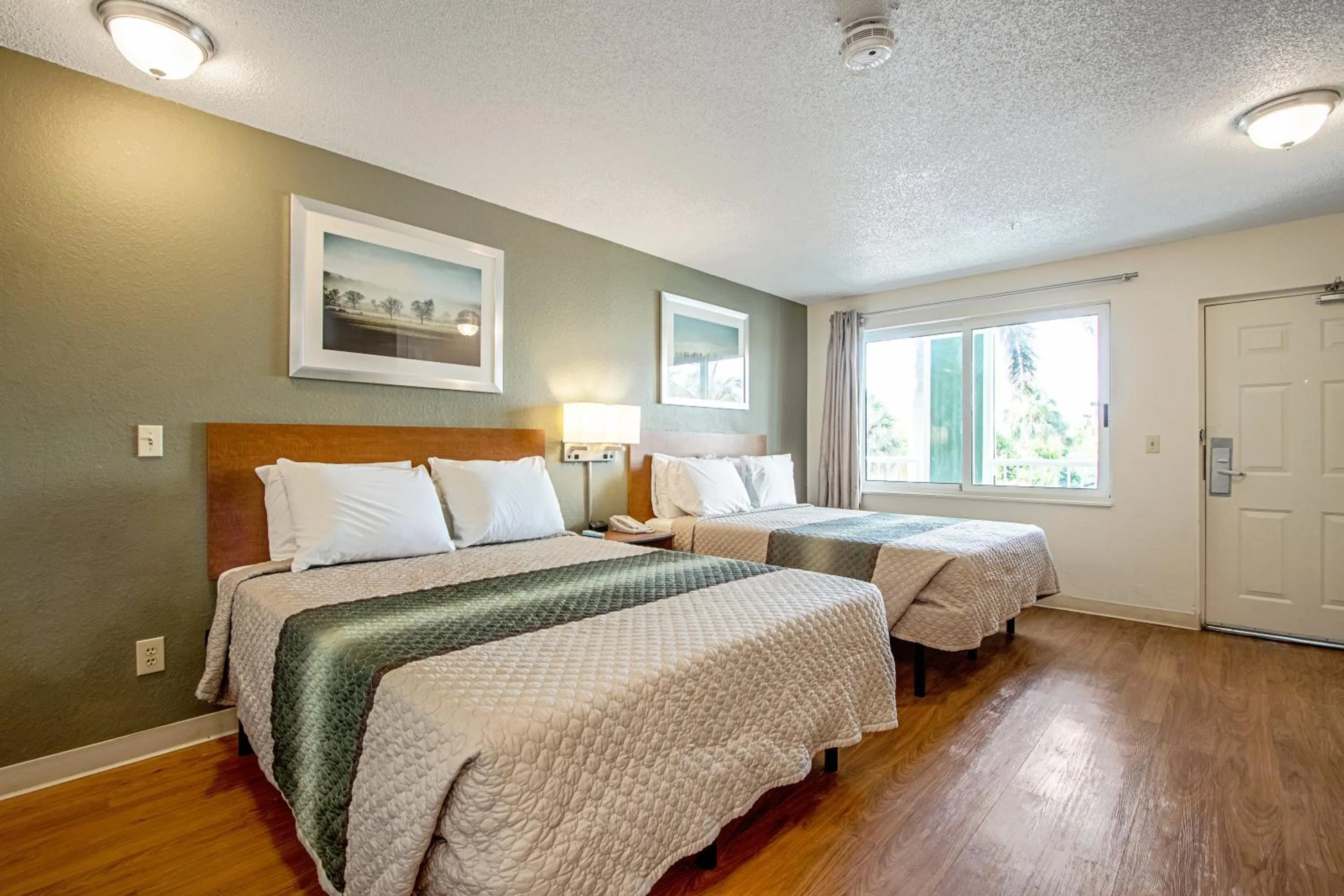 Suite Room with Two Double Beds Non-Smoking in HomeTowne Studios by Red Roof Denver - Lakewood West