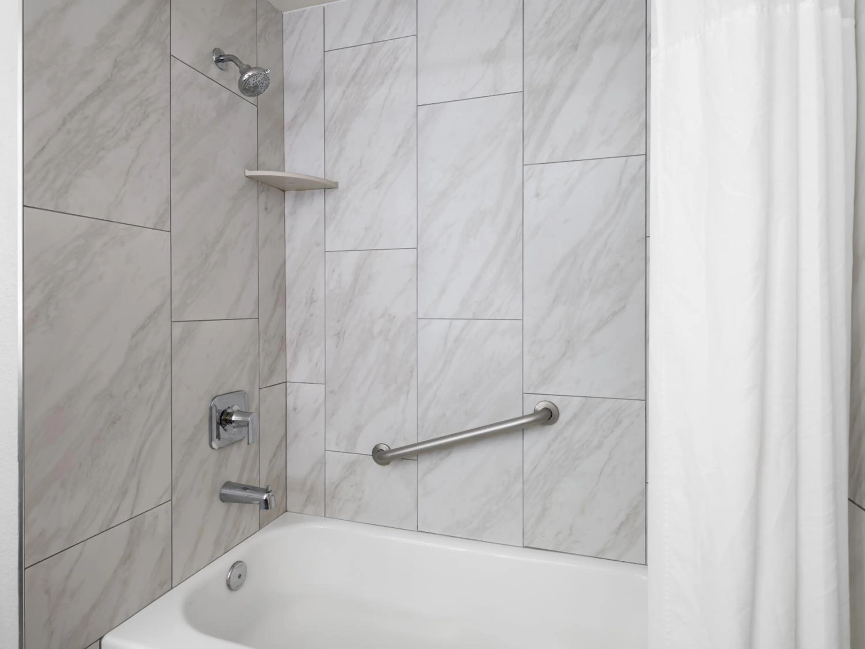 King Room with Whirlpool in La Quinta by Wyndham Pocatello