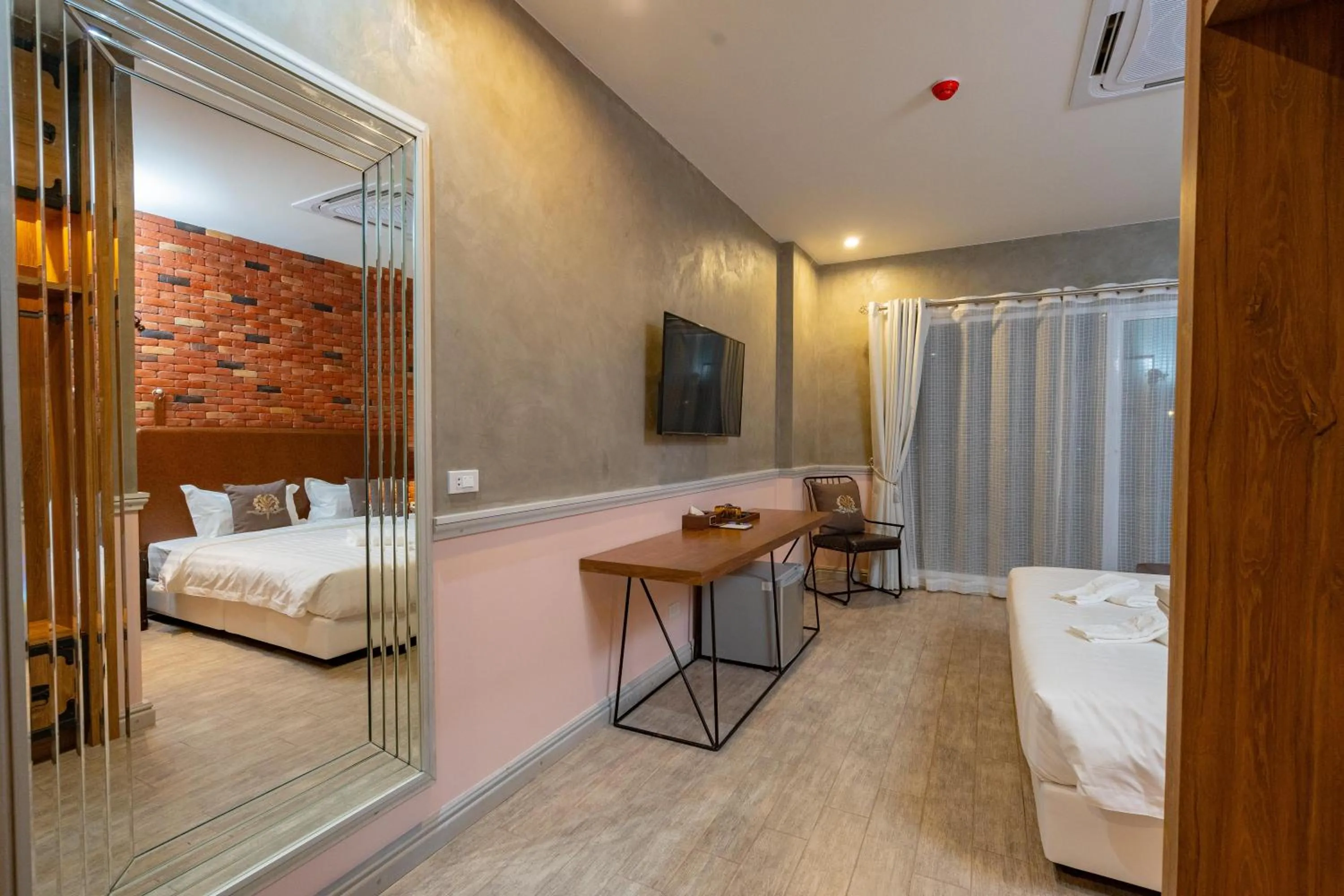 Standard Double Room in Belle Grand Hotel