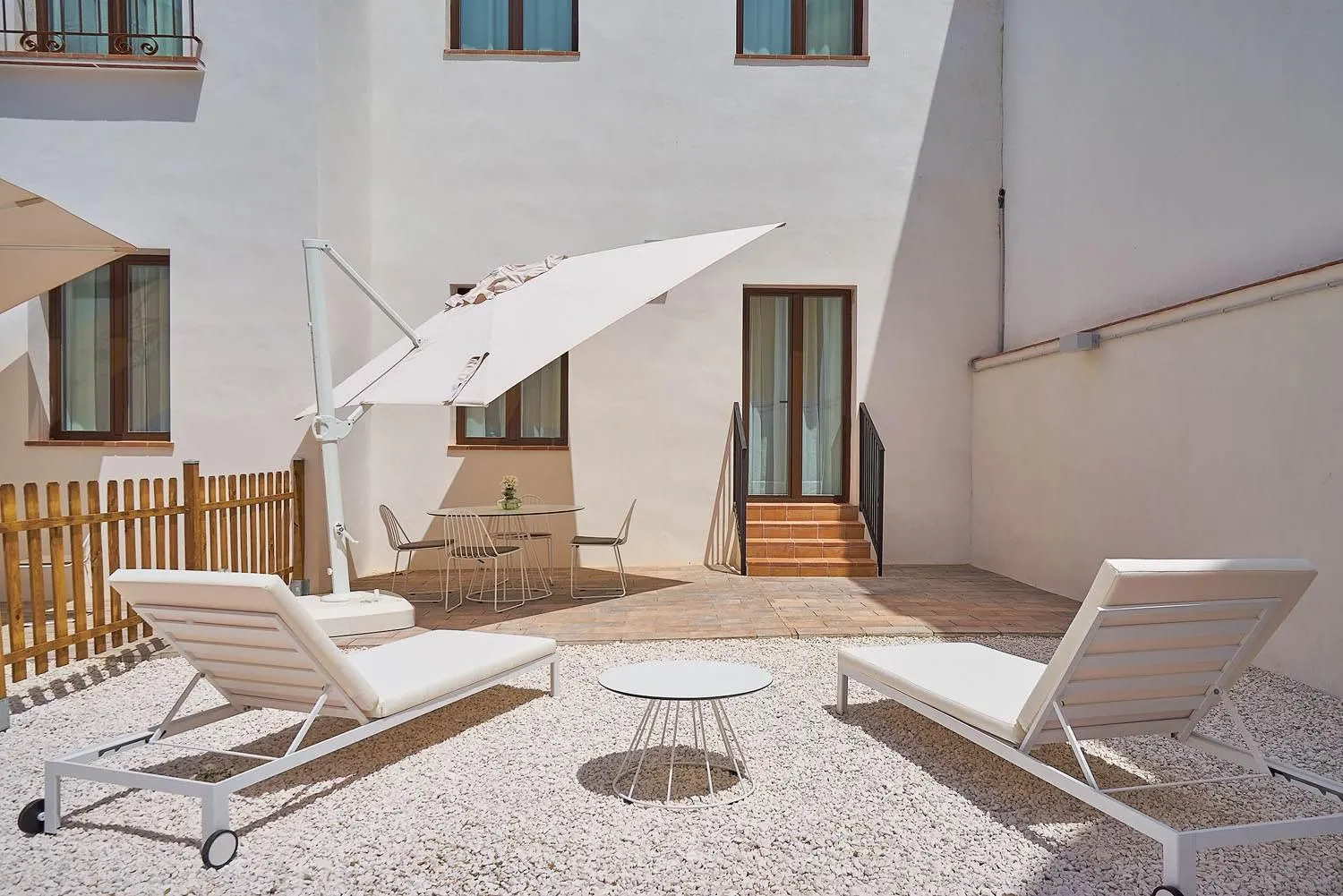 One-Bedroom Apartment with Courtyard in Tandem El Patio