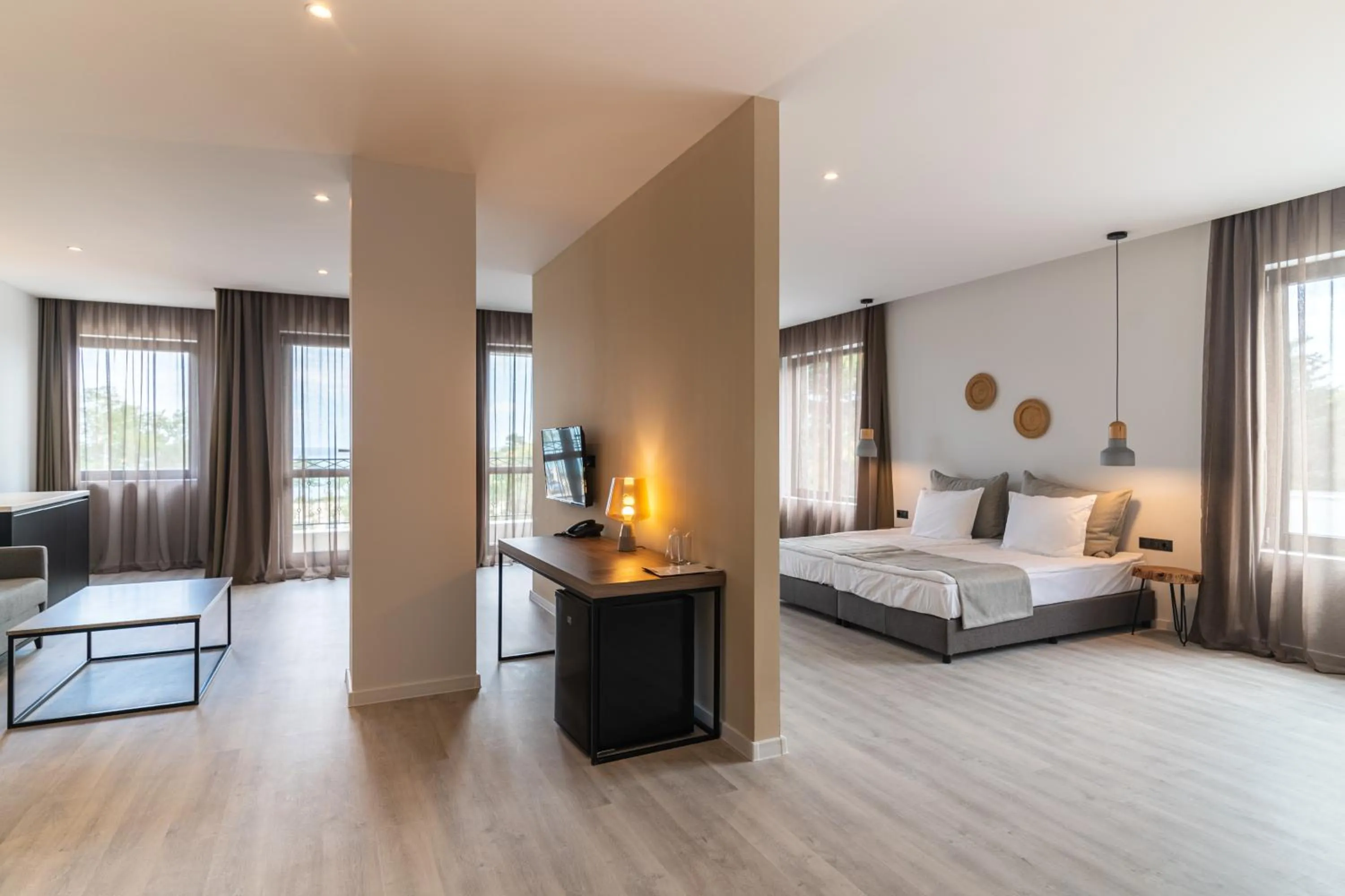 One-Bedroom Apartment in Primorski Hotel