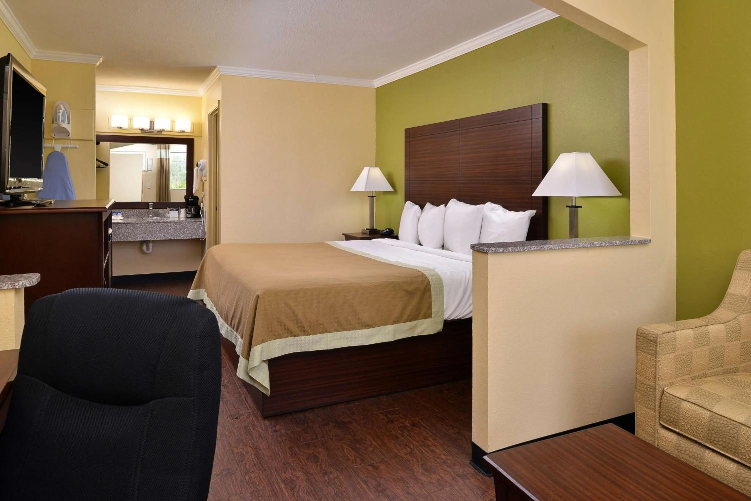 Standard Double Room in Americas Best Value Inn Winona