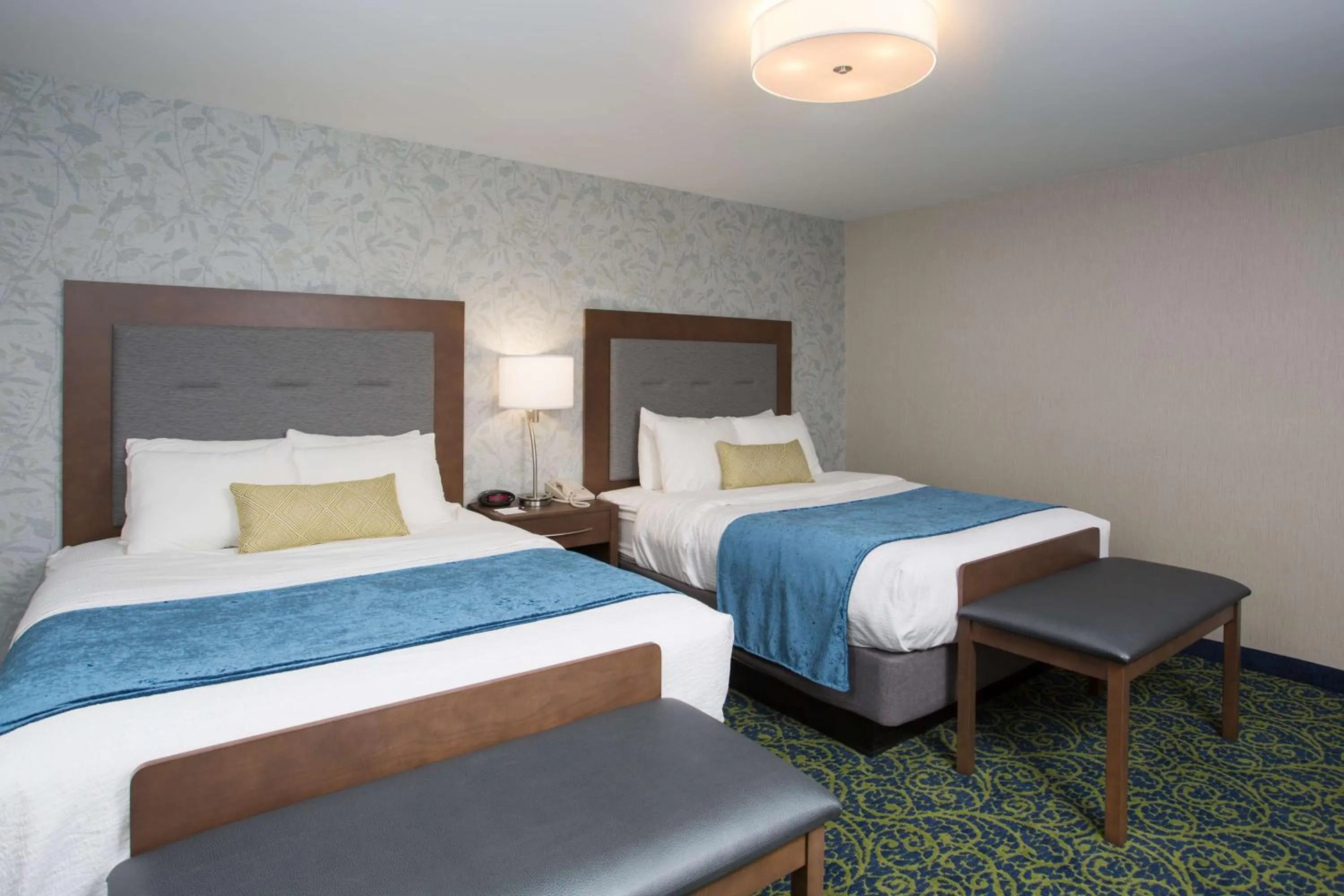 Queen Suite with Two Queen Beds, Walk-In Shower, Living Room and Full Kitchen - Disability/Non-Smoking in Best Western Plus Portsmouth Hotel & Suites