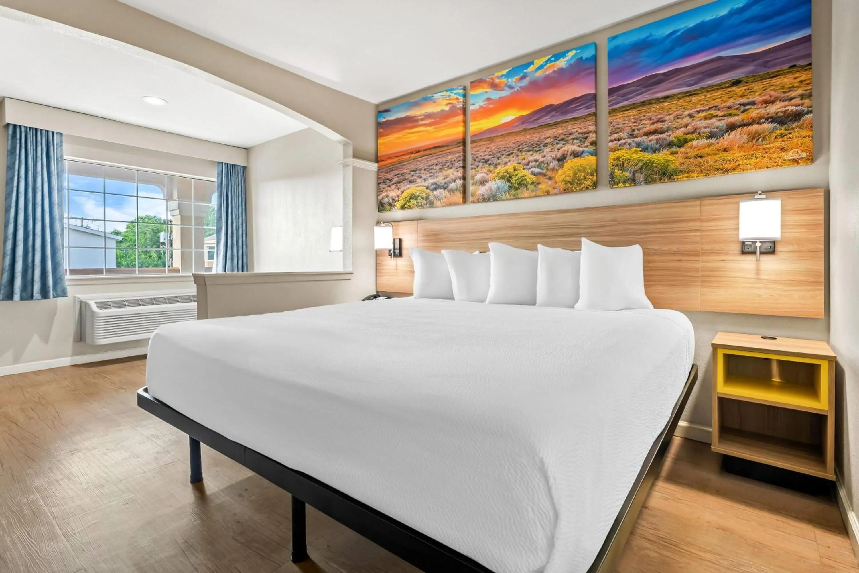 King Room - Smoking  in Days Inn by Wyndham Nacogdoches/SFA University/Downtown