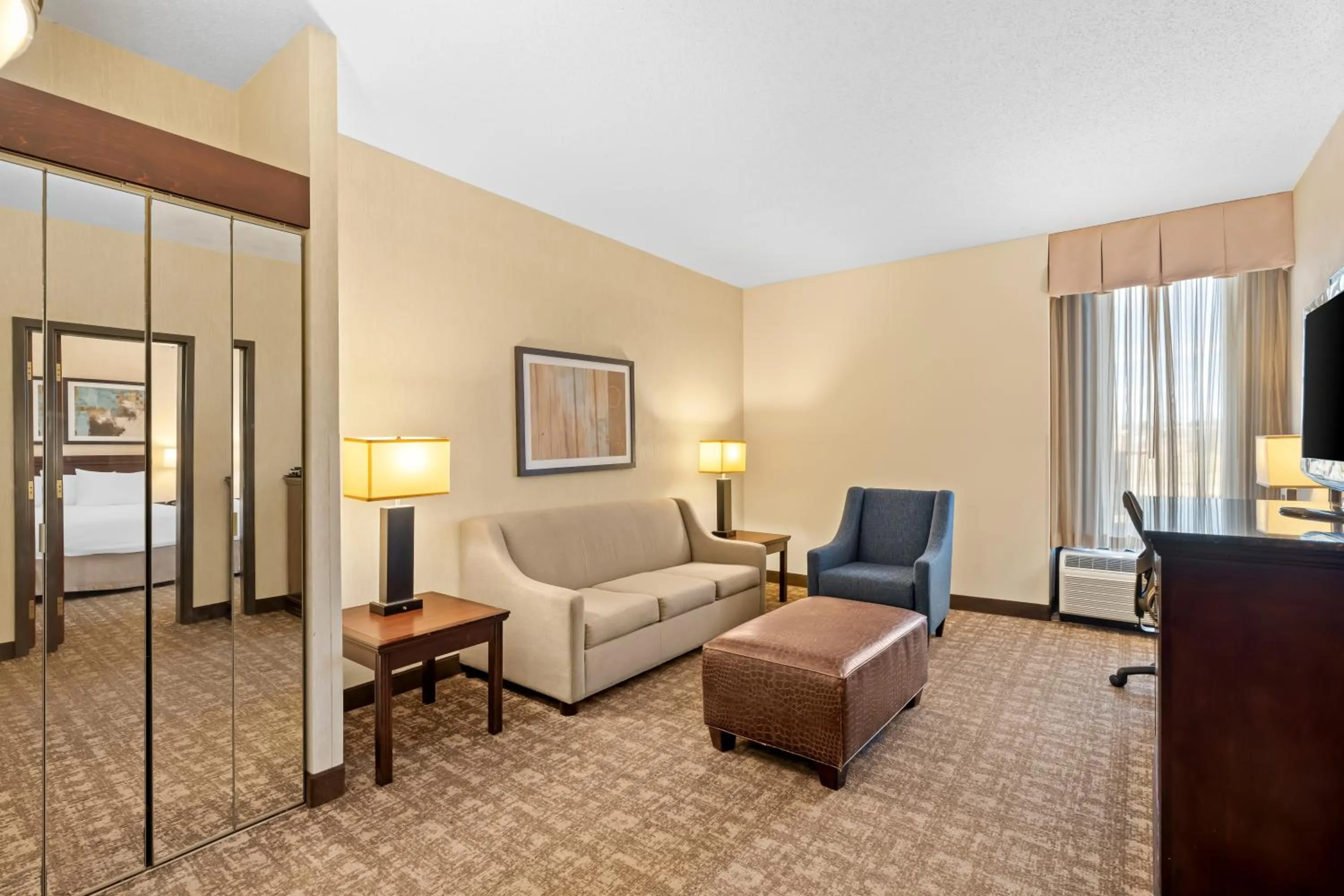 Queen Suite with Two Queen Beds and Sofa - Non Smoking in Prado Hotel by Choice Hotels