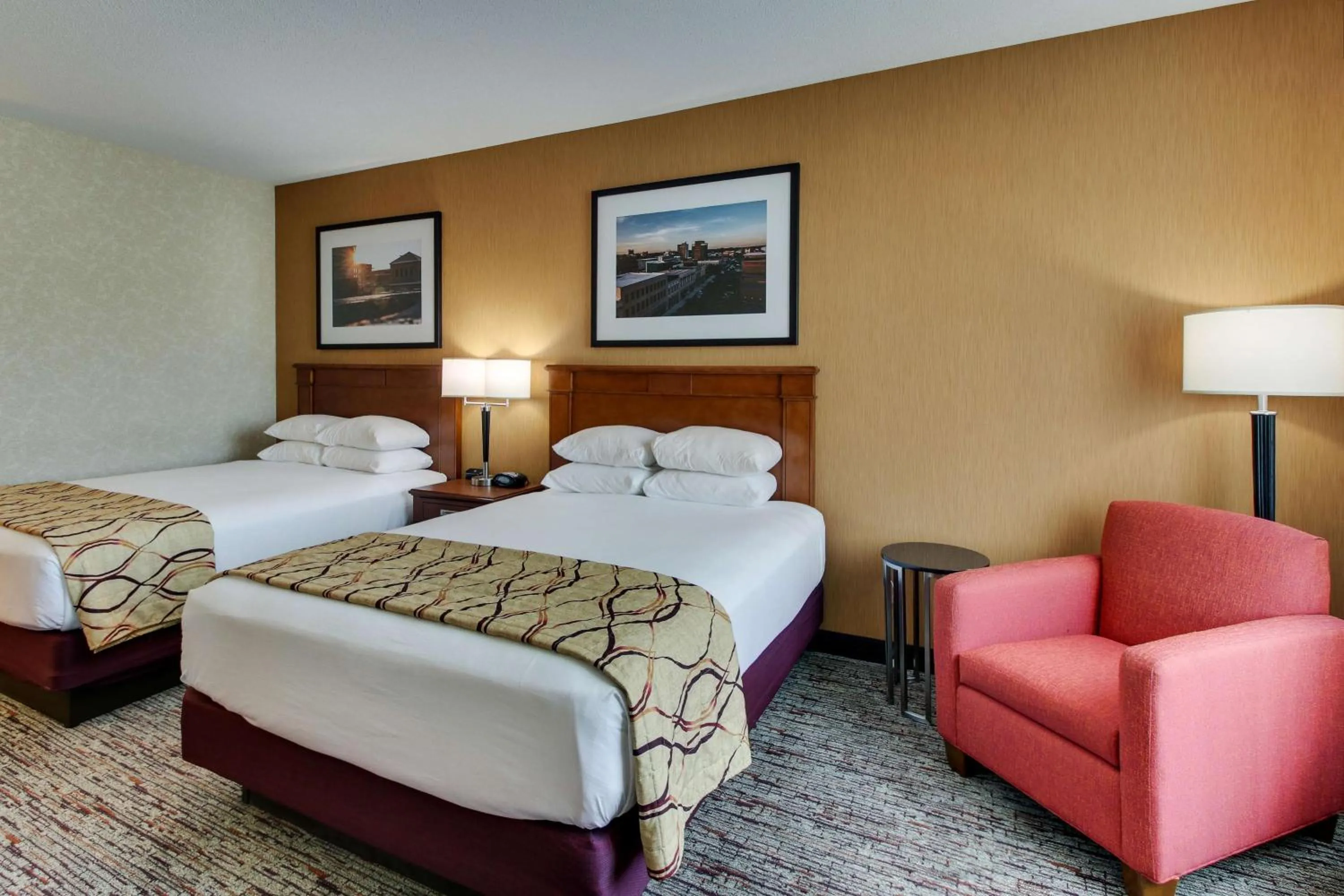 Deluxe Queen Room with Two Queen Beds in Drury Inn & Suites Meridian