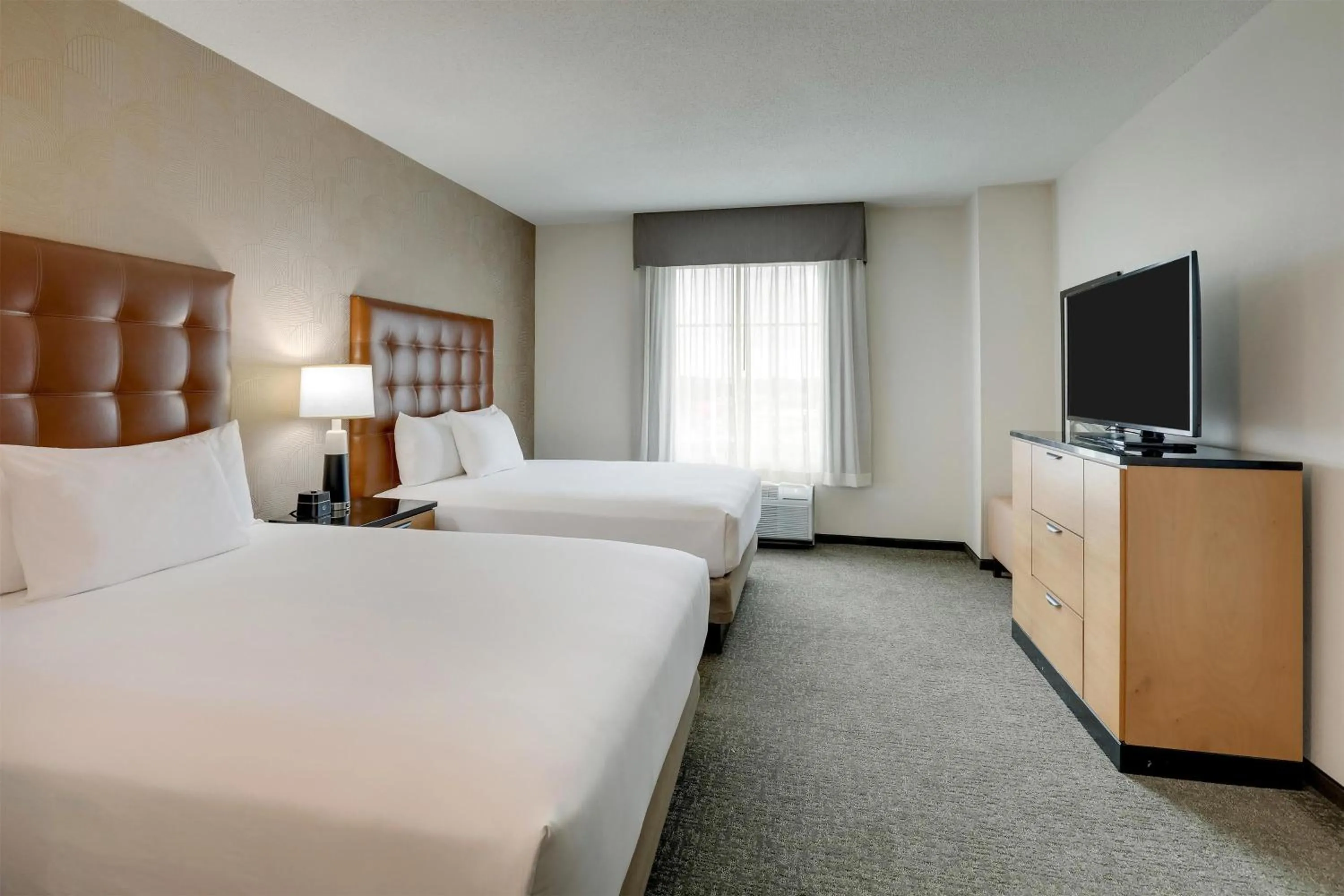 Queen Suite with Sofa Bed  - Accessible, Roll-in Shower in Drury Inn & Suites Montgomery