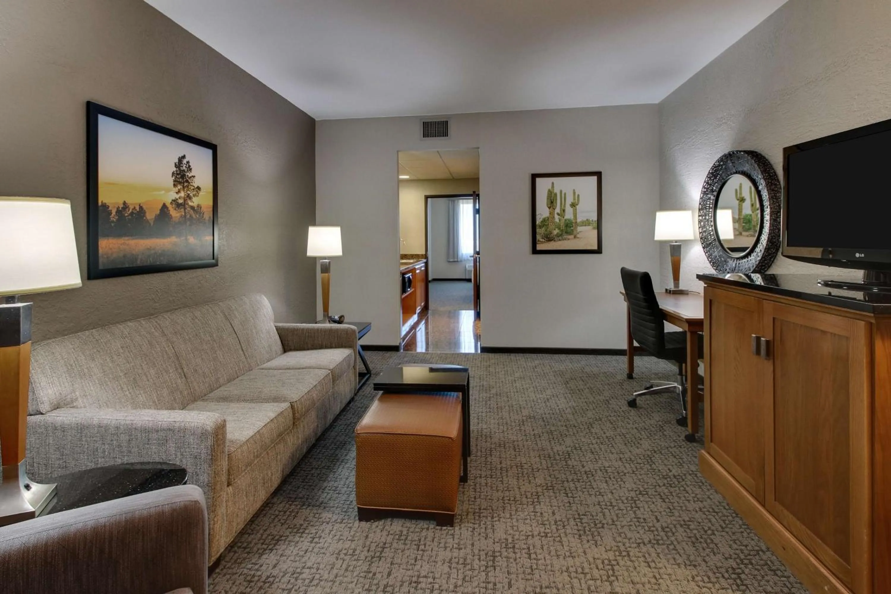 Queen Suite with Sofa Bed  - Accessible, Roll-in Shower in Drury Inn & Suites Phoenix Happy Valley