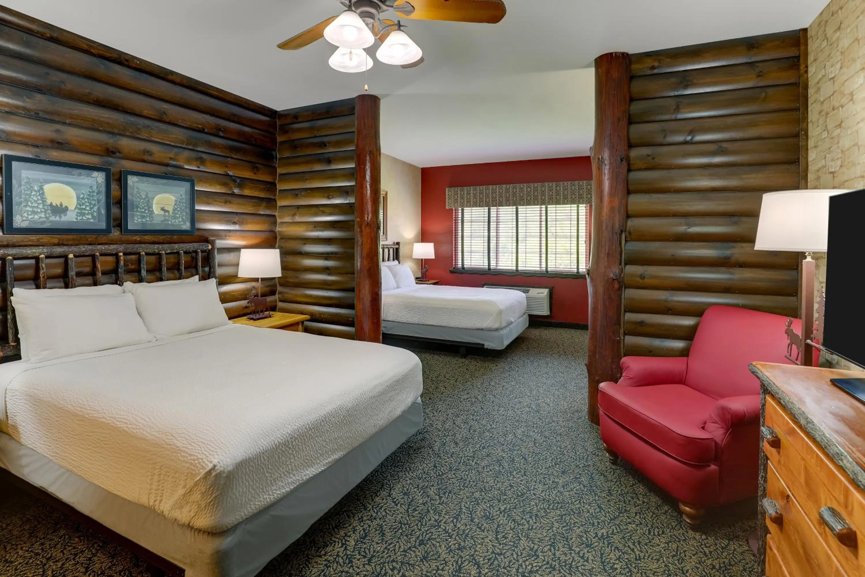 Superior Queen Room in Stoney Creek Hotel Columbia