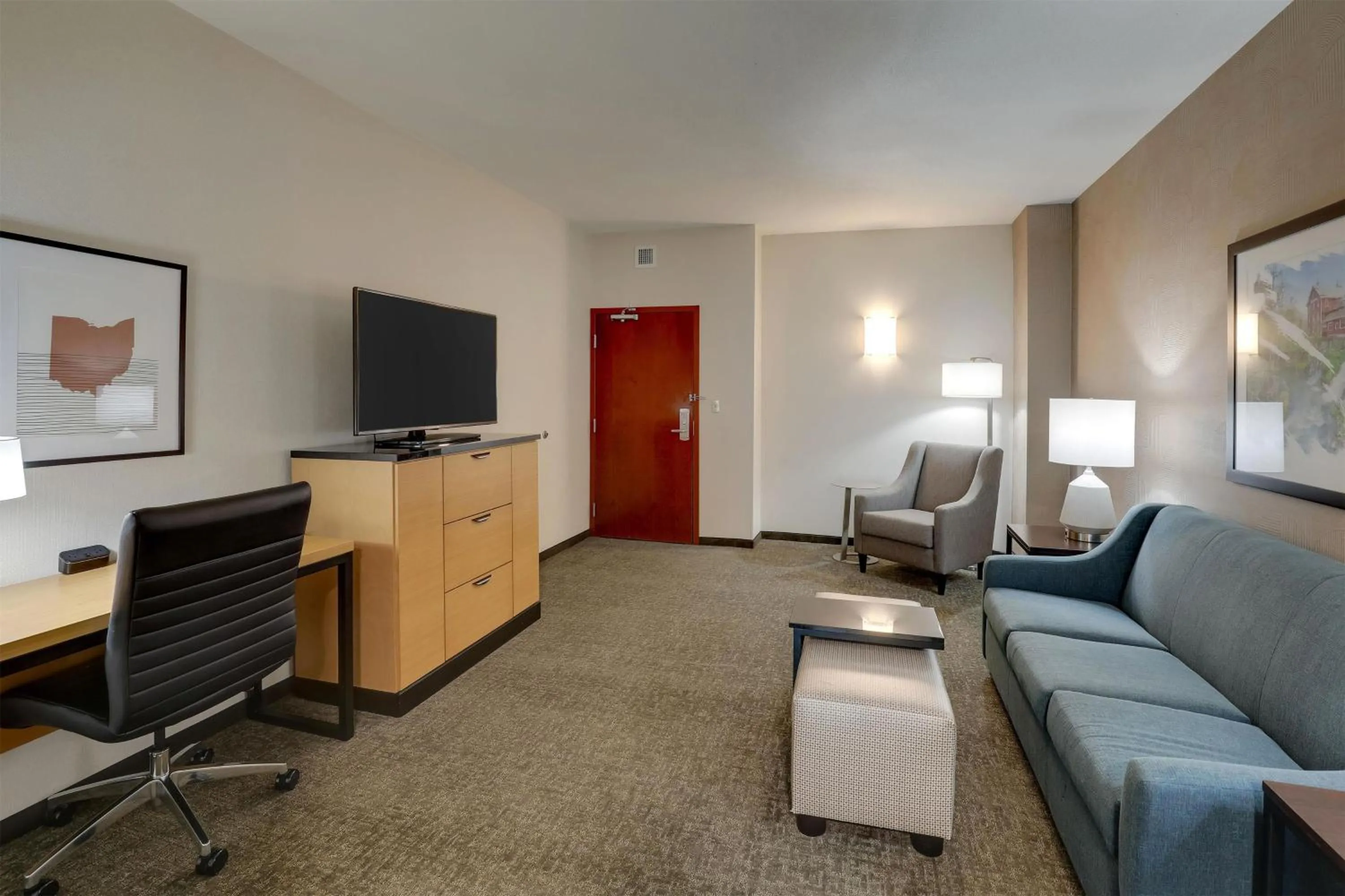 Queen Suite with Sofa Bed  - Accessible, Roll-in Shower in Drury Inn & Suites Dayton North