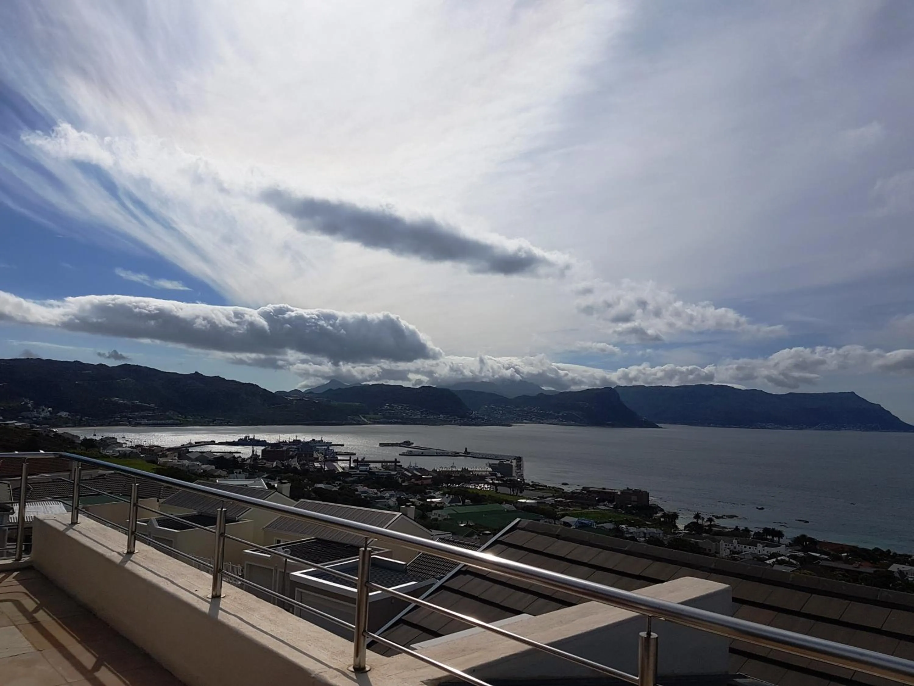 Double or Twin Room with Sea View in Magellans Hotel