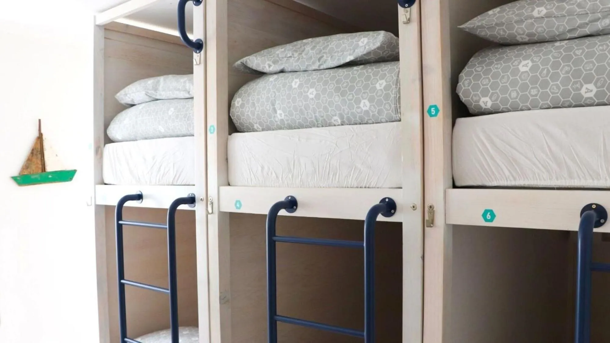 Bed in 6-Bed Dormitory Room in WOT Peniche Social