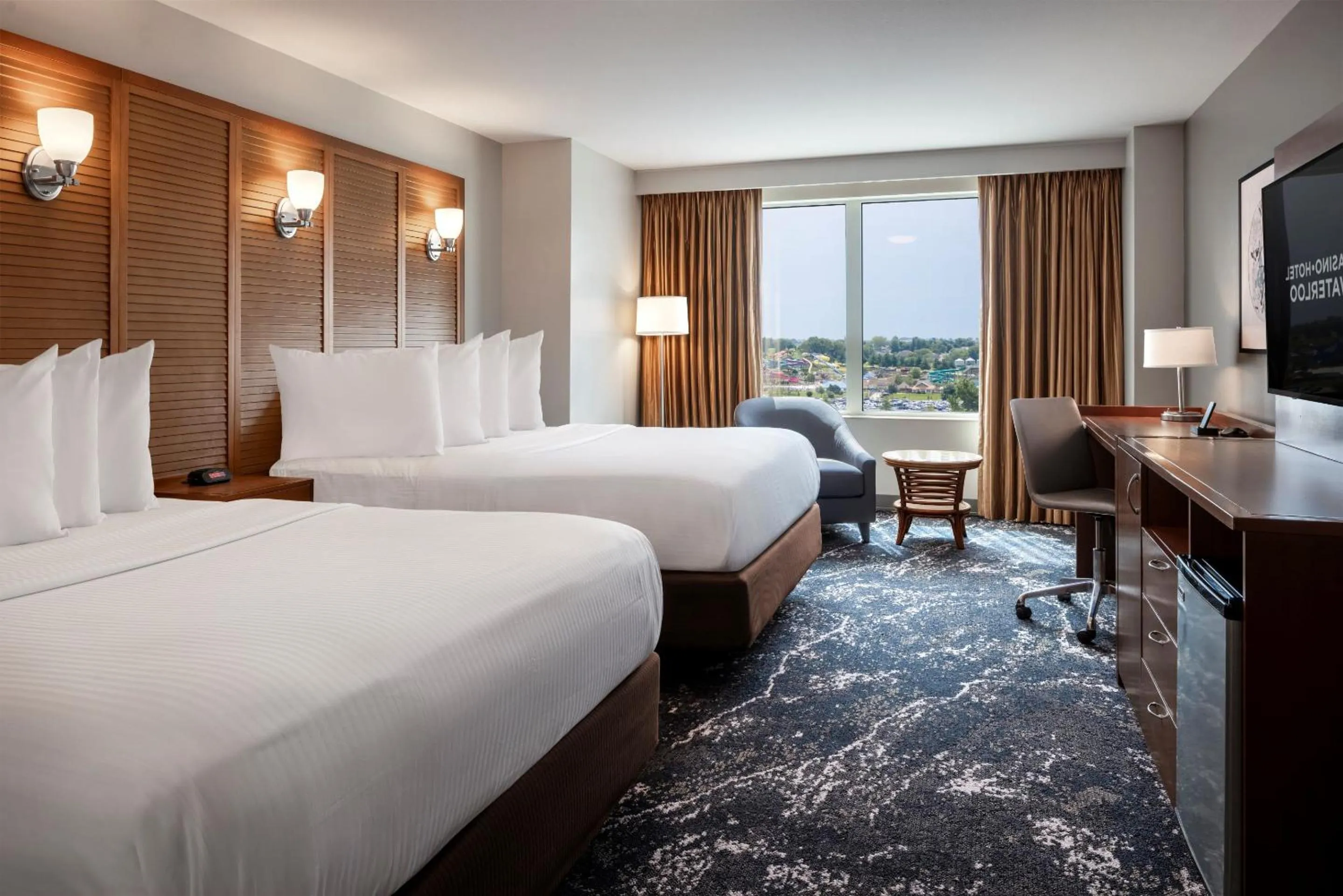 Queen Suite in Isle Casino Hotel Waterloo, A Caesars Destination