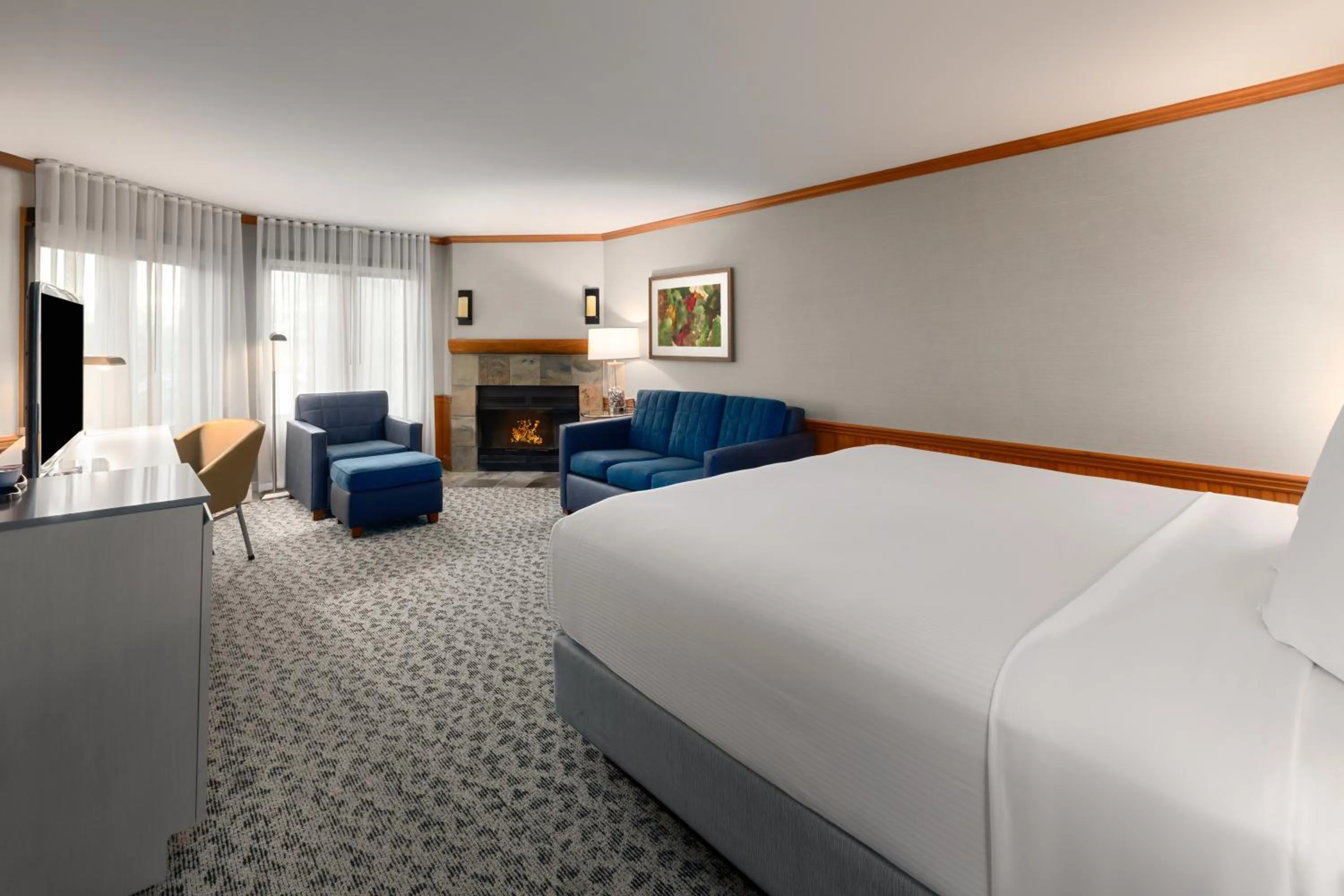 Premier King Room with Fireplace - Non-Smoking in Semiahmoo Resort Golf & Spa, Trademark Collection by Wyndham