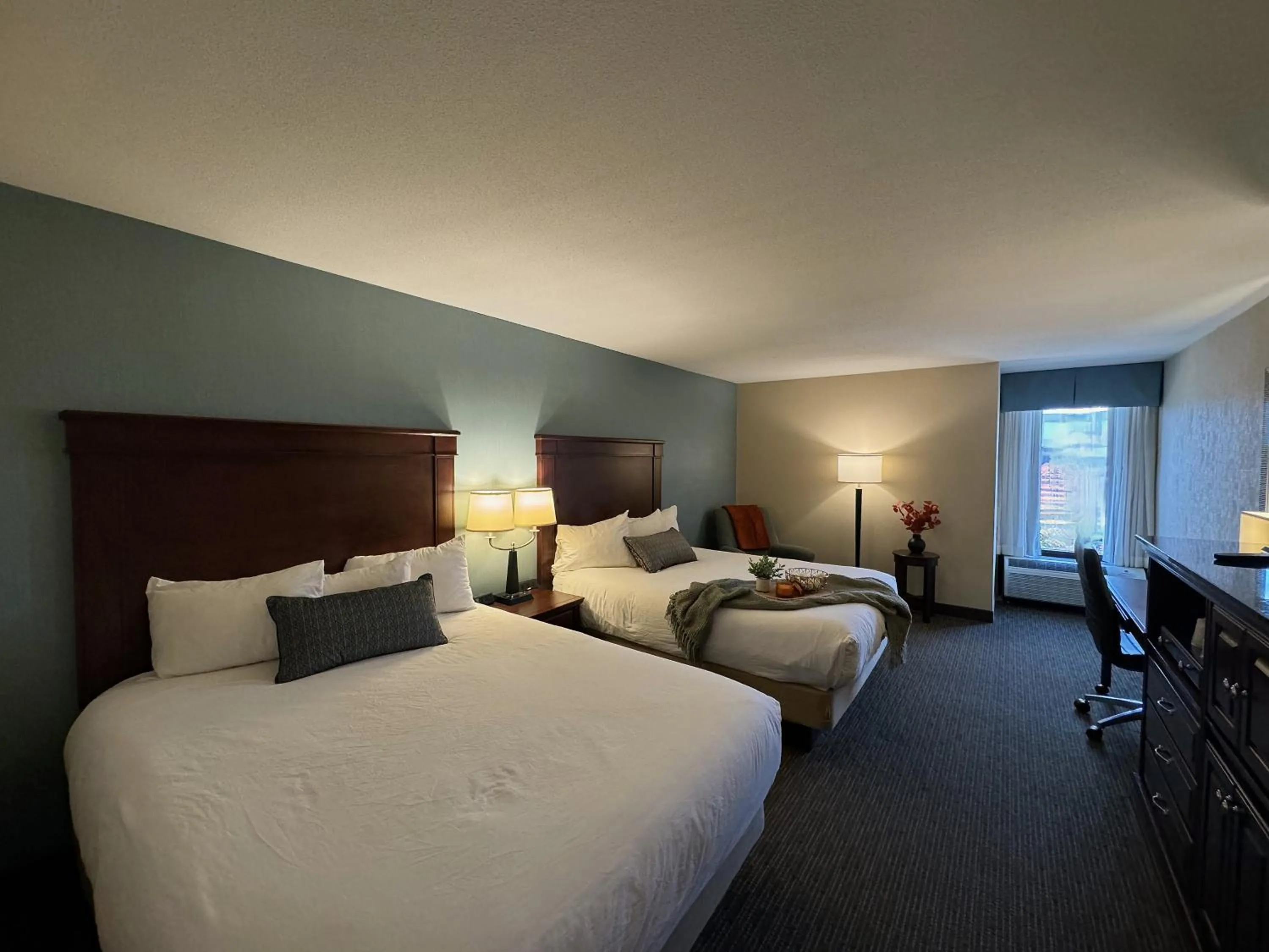 Standard Room in Troy Inn & Suites