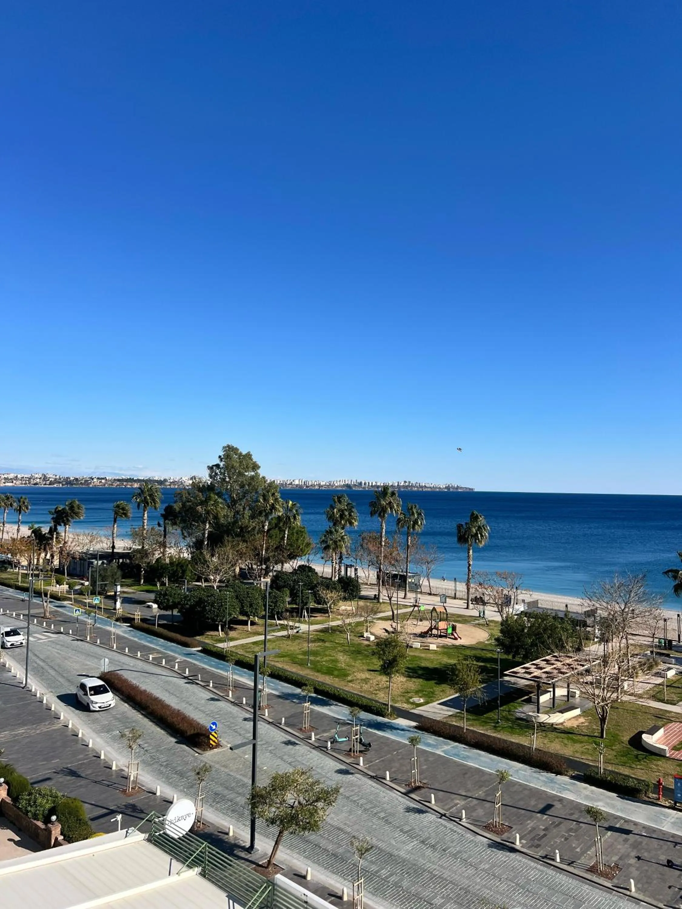 Double Room with Sea View in Reo Hotel