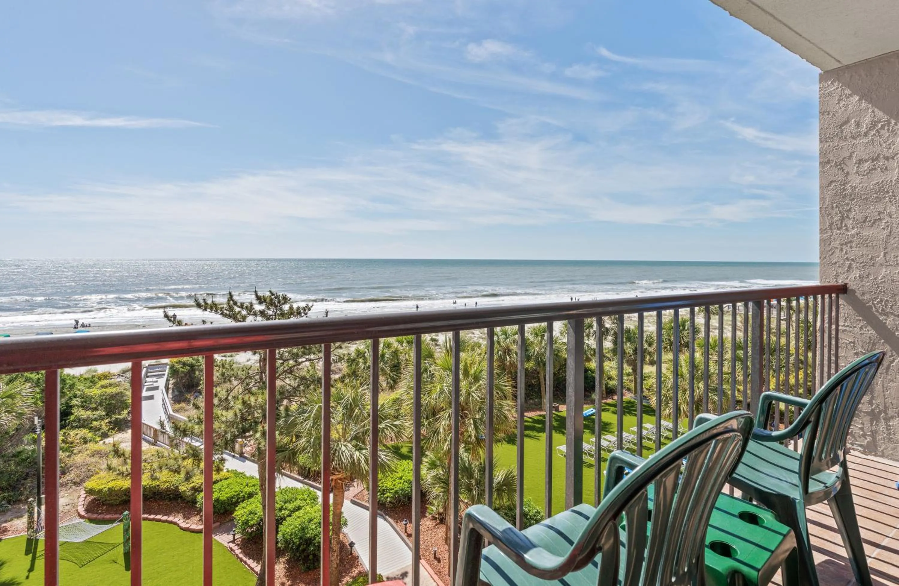 Oceanfront Executive Suite in Beach Colony Resort