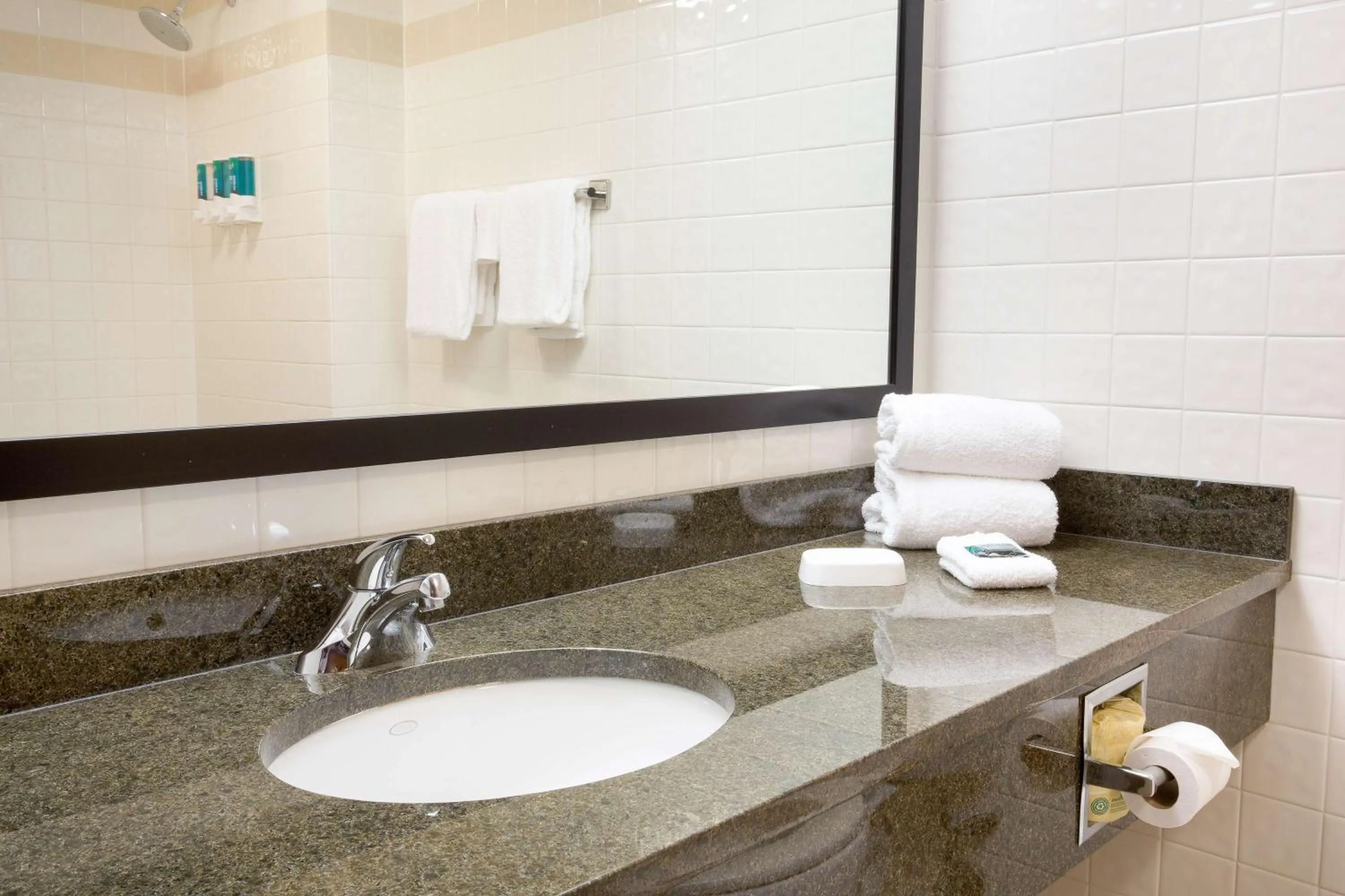 Superior King Suite in Drury Inn & Suites Austin North