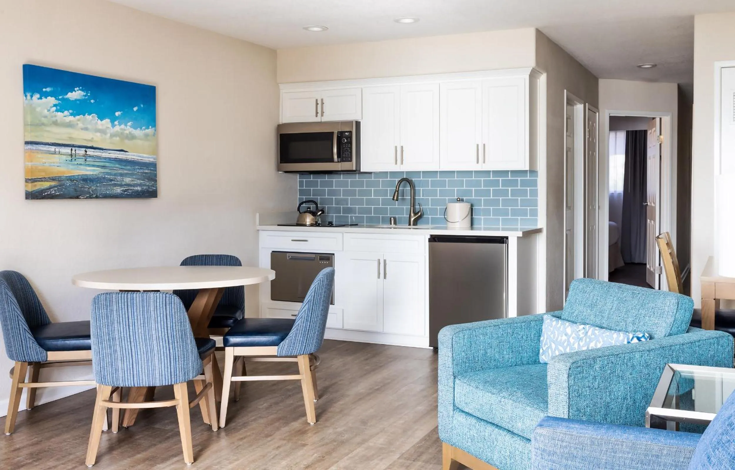 One-Bedroom Suite with Partial Ocean View in Seascape Beach Resort