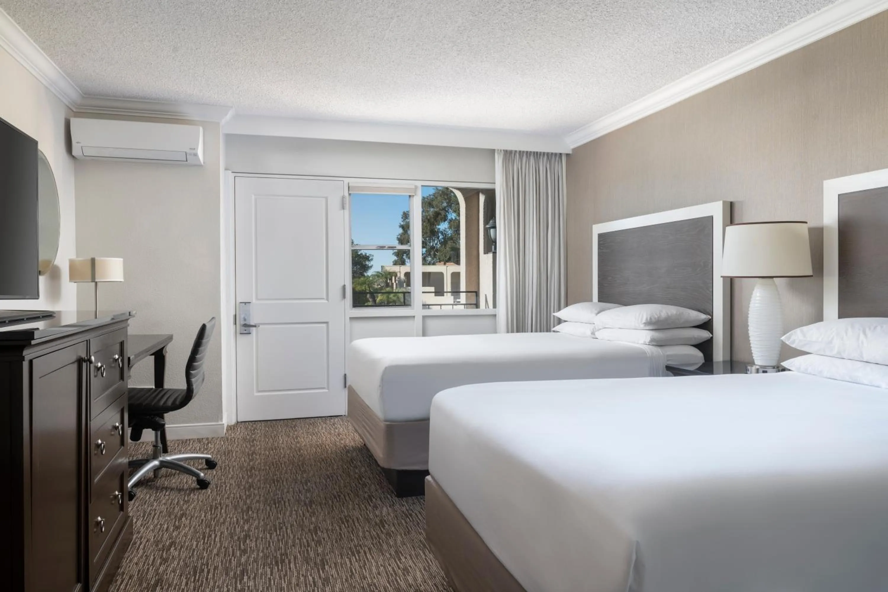 Double Room with Two Double Beds and Patio in Hyatt Regency Newport Beach