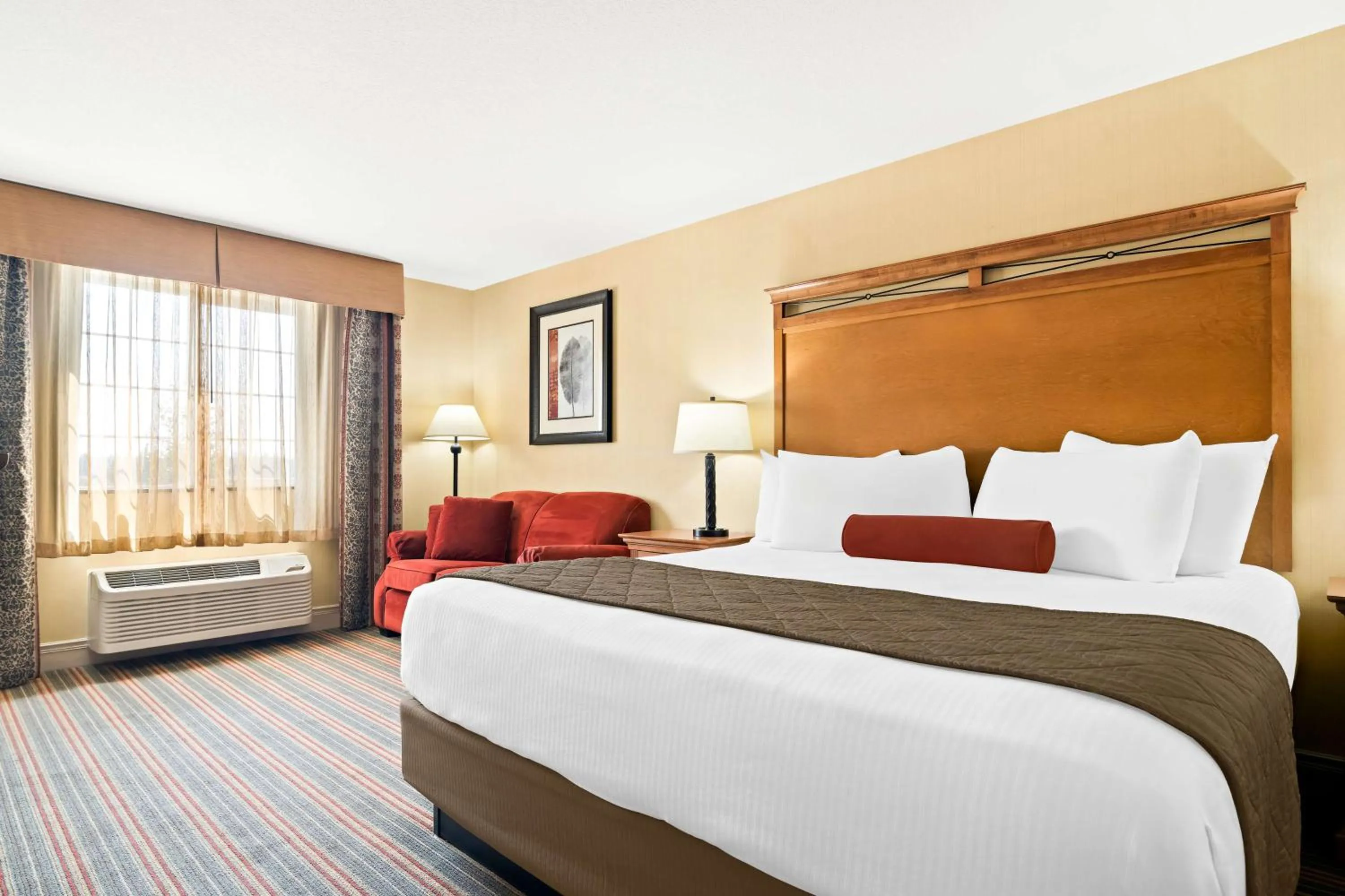 Larger King Room - Non-Smoking in Best Western Newberry Station