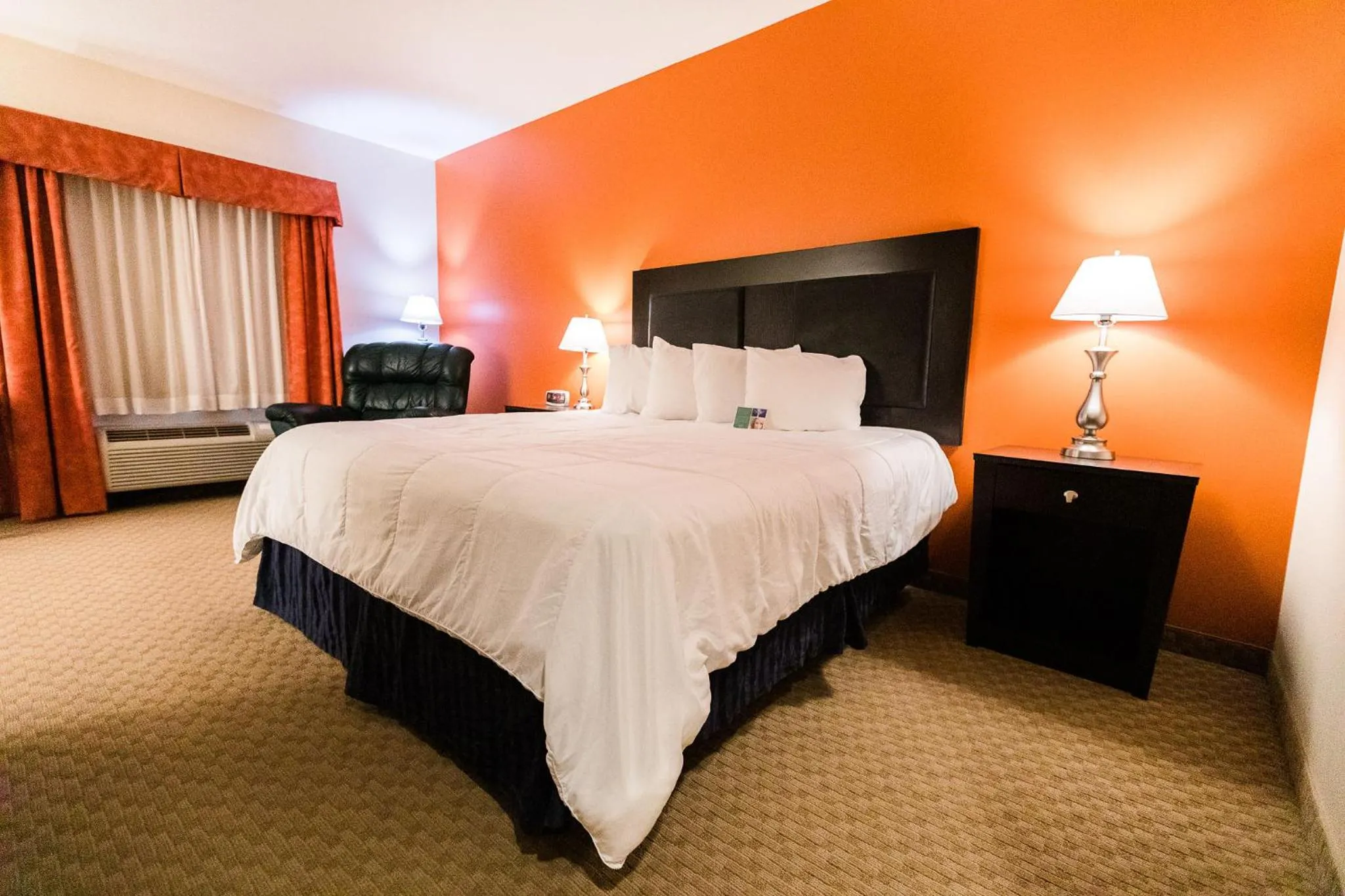 King Suite - Non-Smoking in Grand Hotel