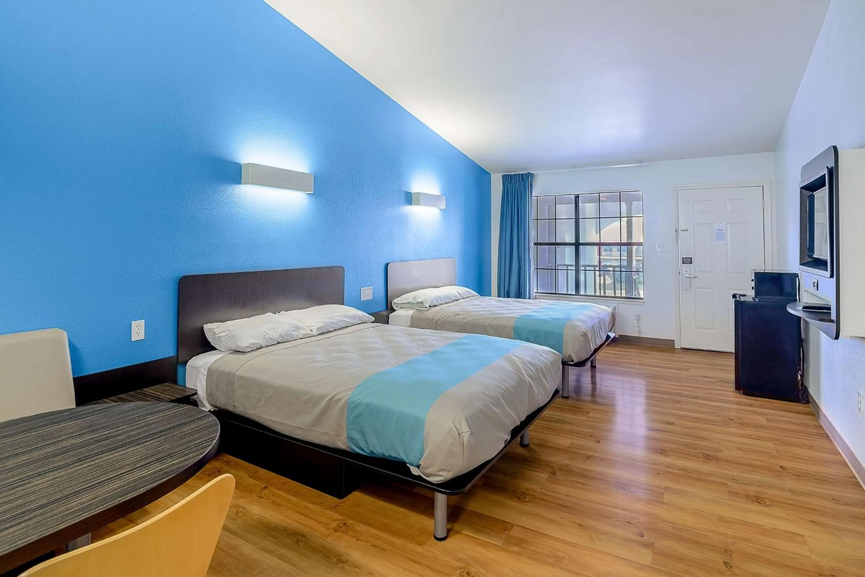 Deluxe Queen Room with Two Queen Beds - Non-Smoking in Motel 6-Canton, TX