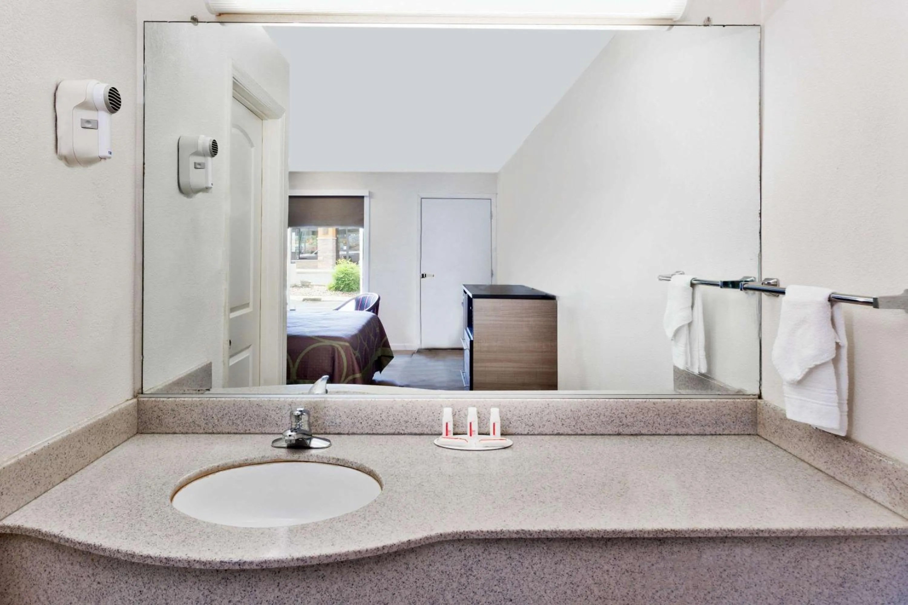 Double Room with Two Double Beds - Smoking in Super 8 by Wyndham Ringgold Chattanooga Area