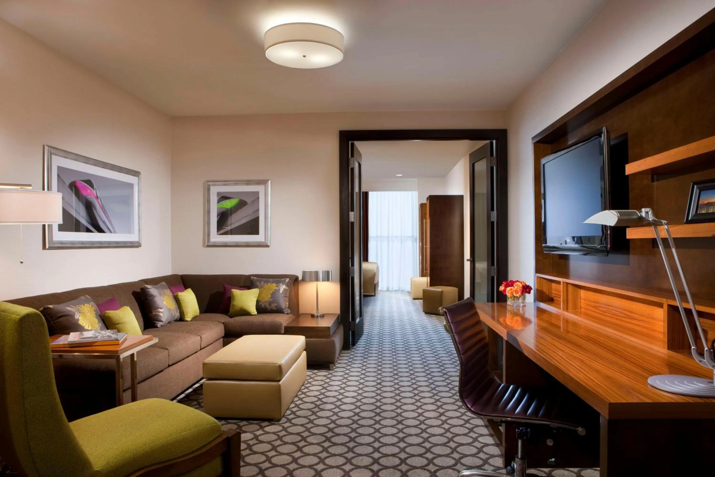 One-Bedroom Queen Suite in Hyatt Regency Orange County