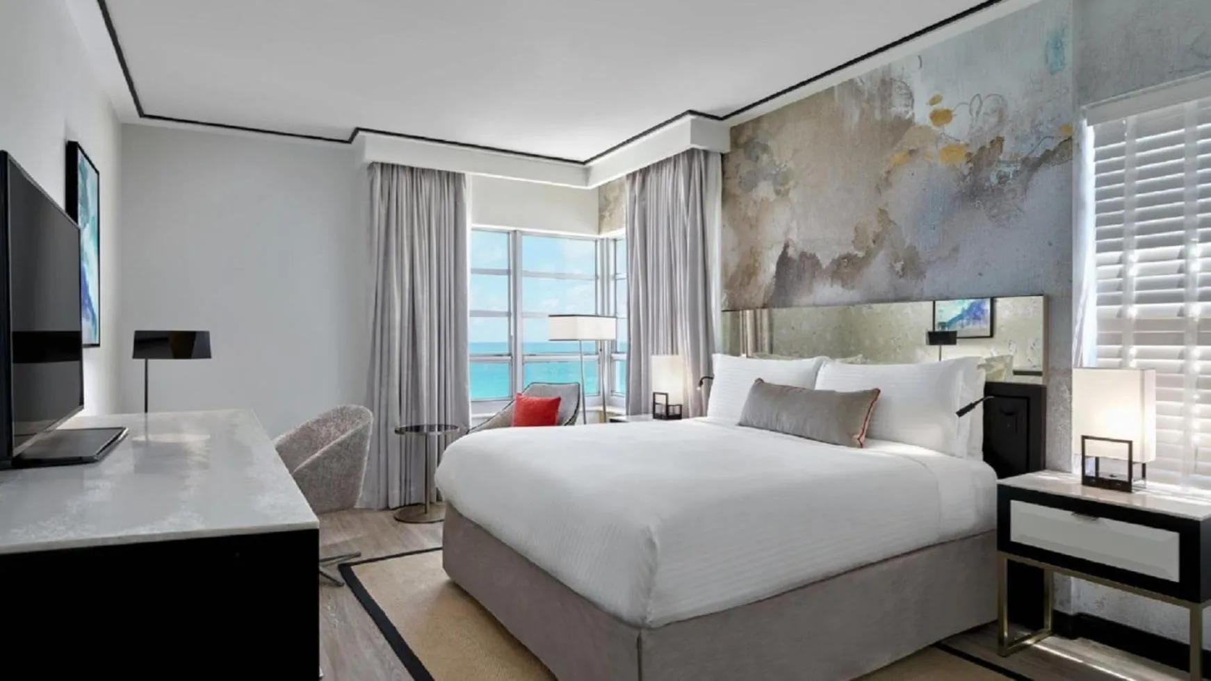 St. Moritz Ocean Front King Room in Loews Miami Beach Hotel